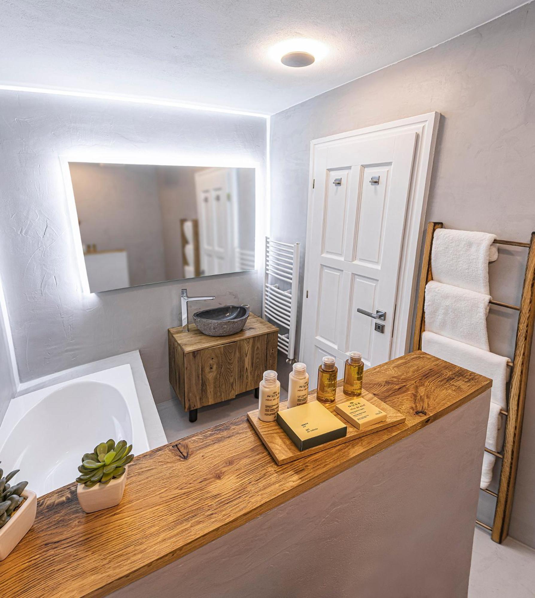 Deluxe Suite (Herňa) - Photo 3
