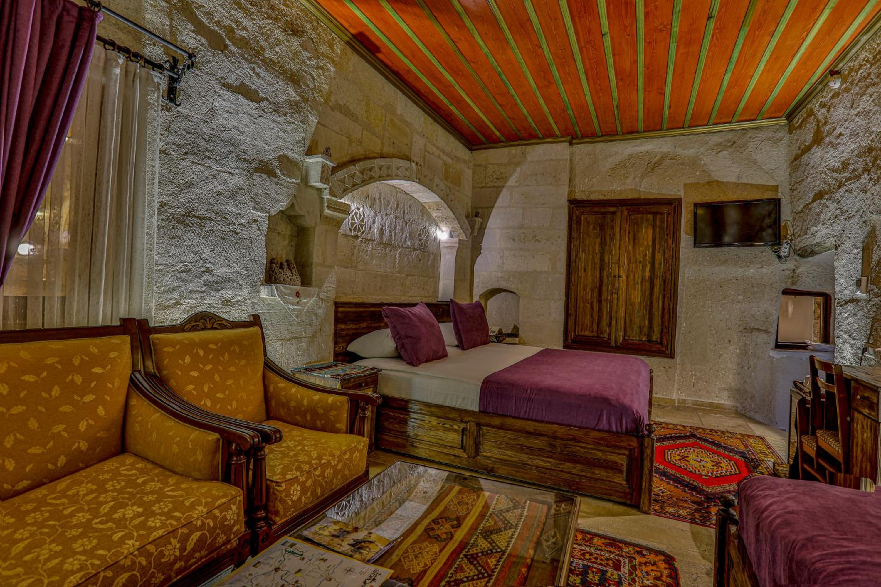 Deluxe Triple Room photo 2