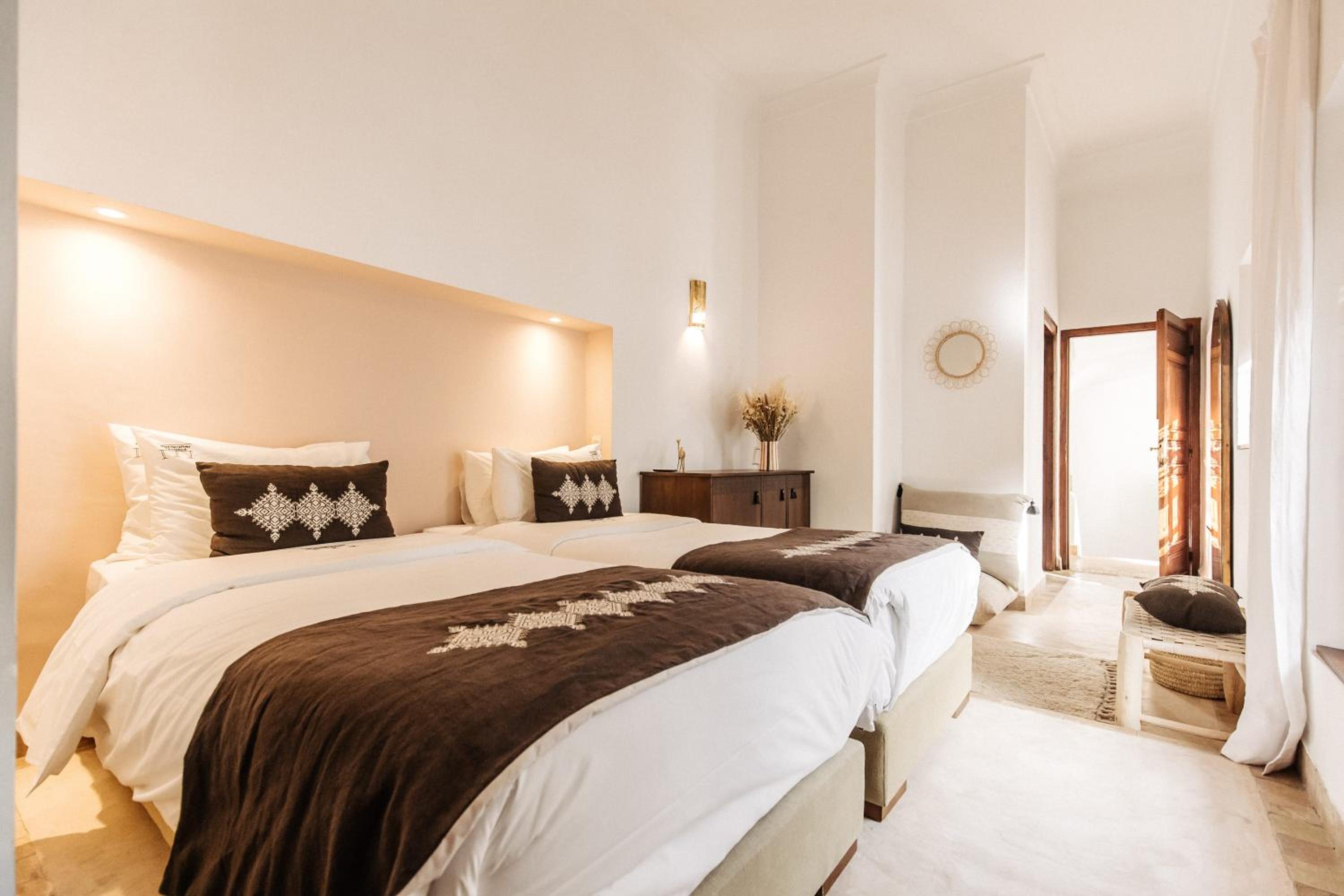 Standard Double Room - Photo 1
