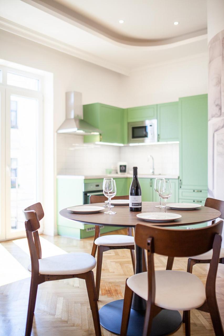 One-Bedroom Apartment - Photo 21