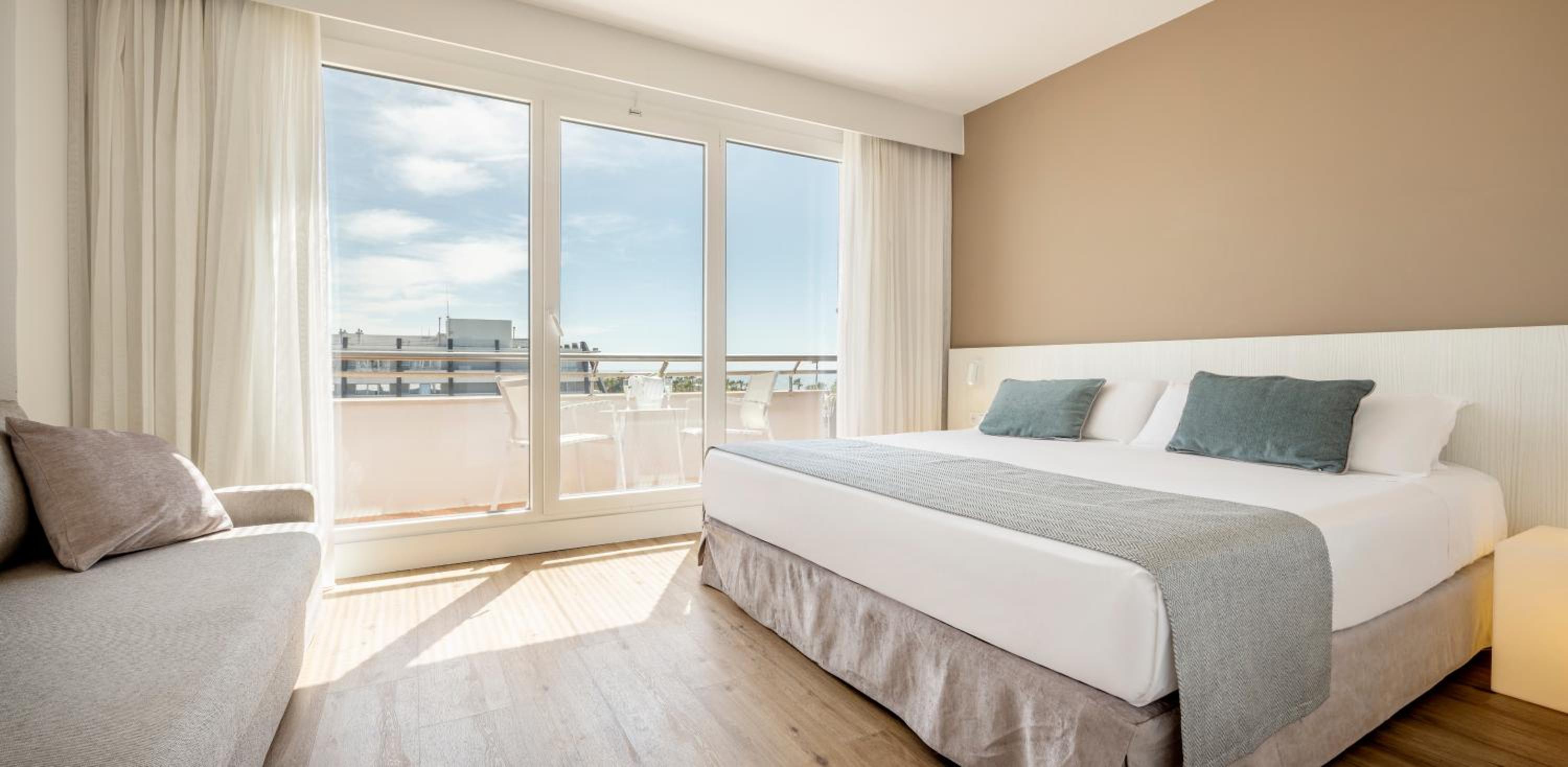 Habitación Doble Estándar con Vista al Mar