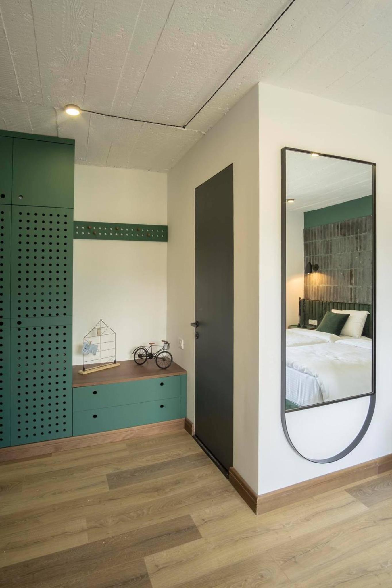 Deluxe Double or Twin Room photo 3