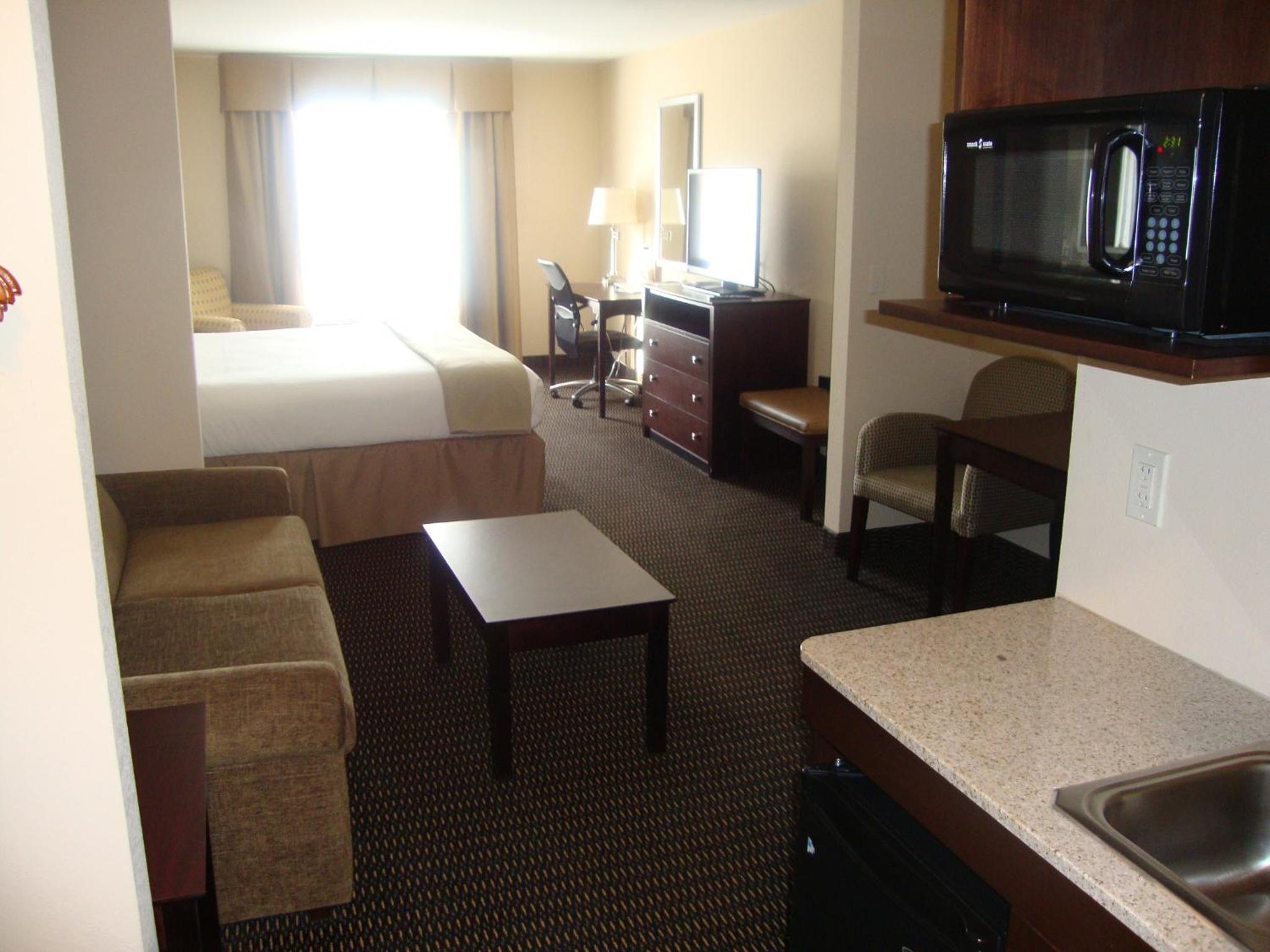 King Suite - Photo 1