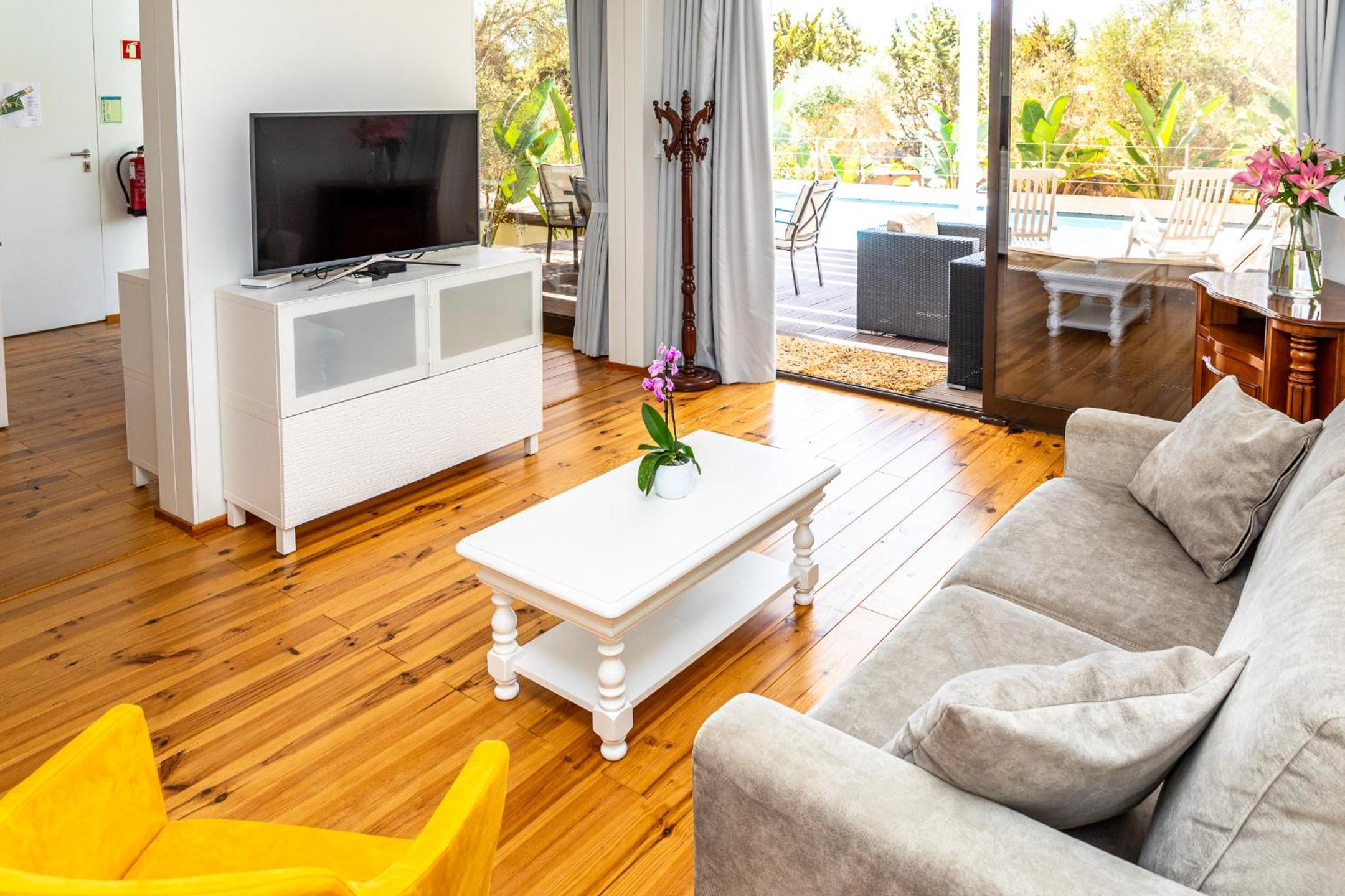 Villa com Piscina Privada