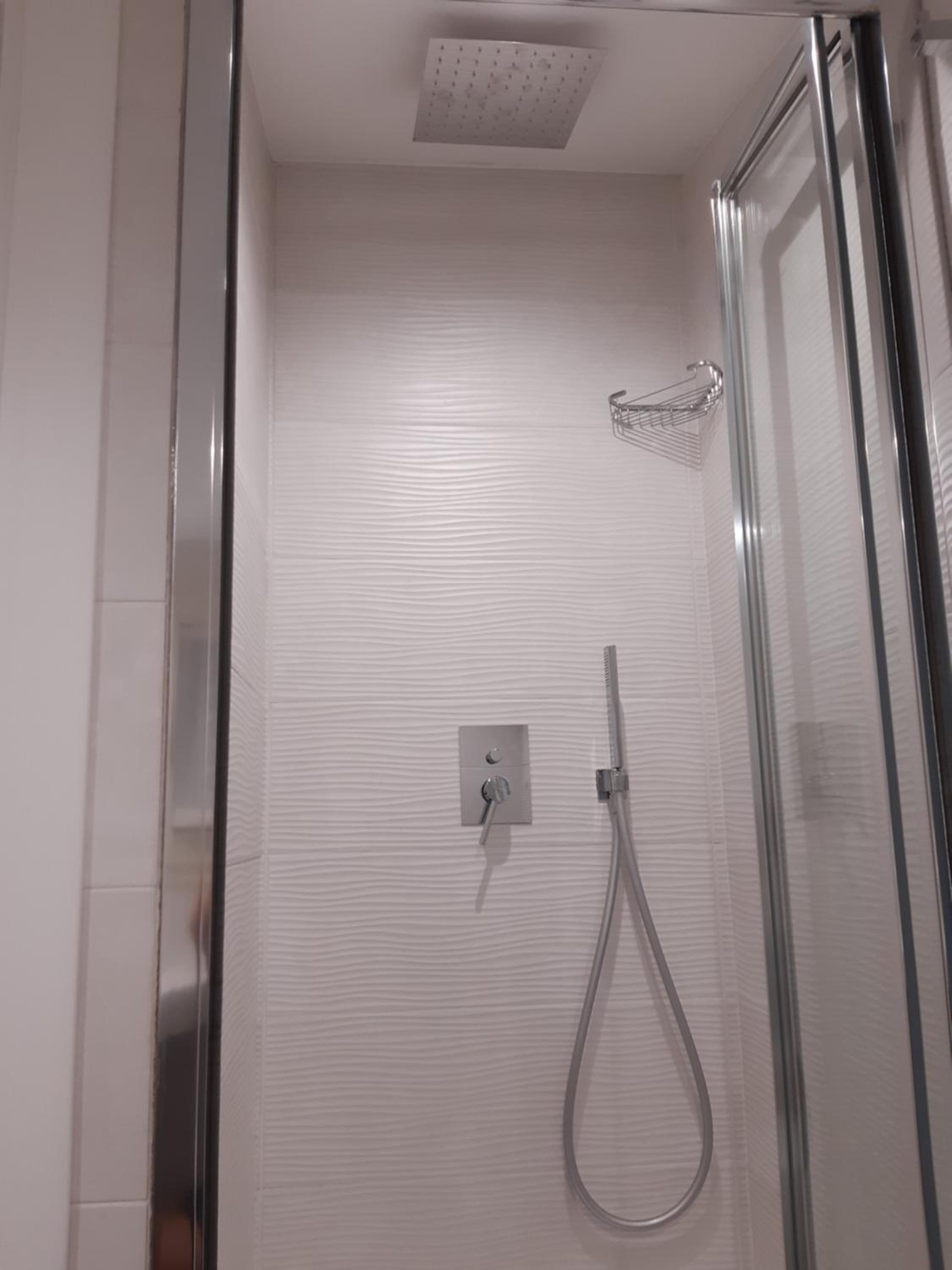 Two-Bedroom Apartment - Photo 19