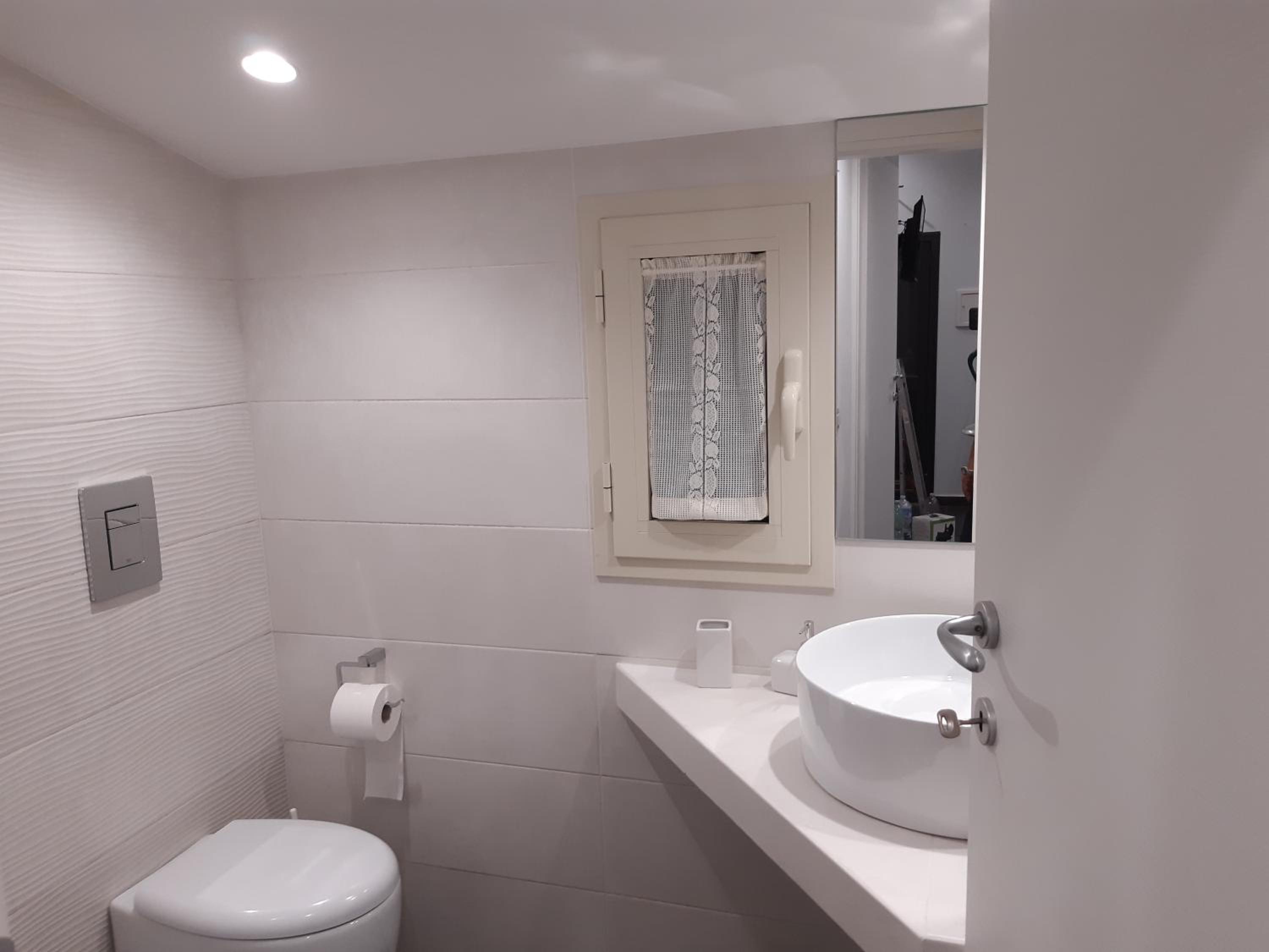 Two-Bedroom Apartment - Photo 21