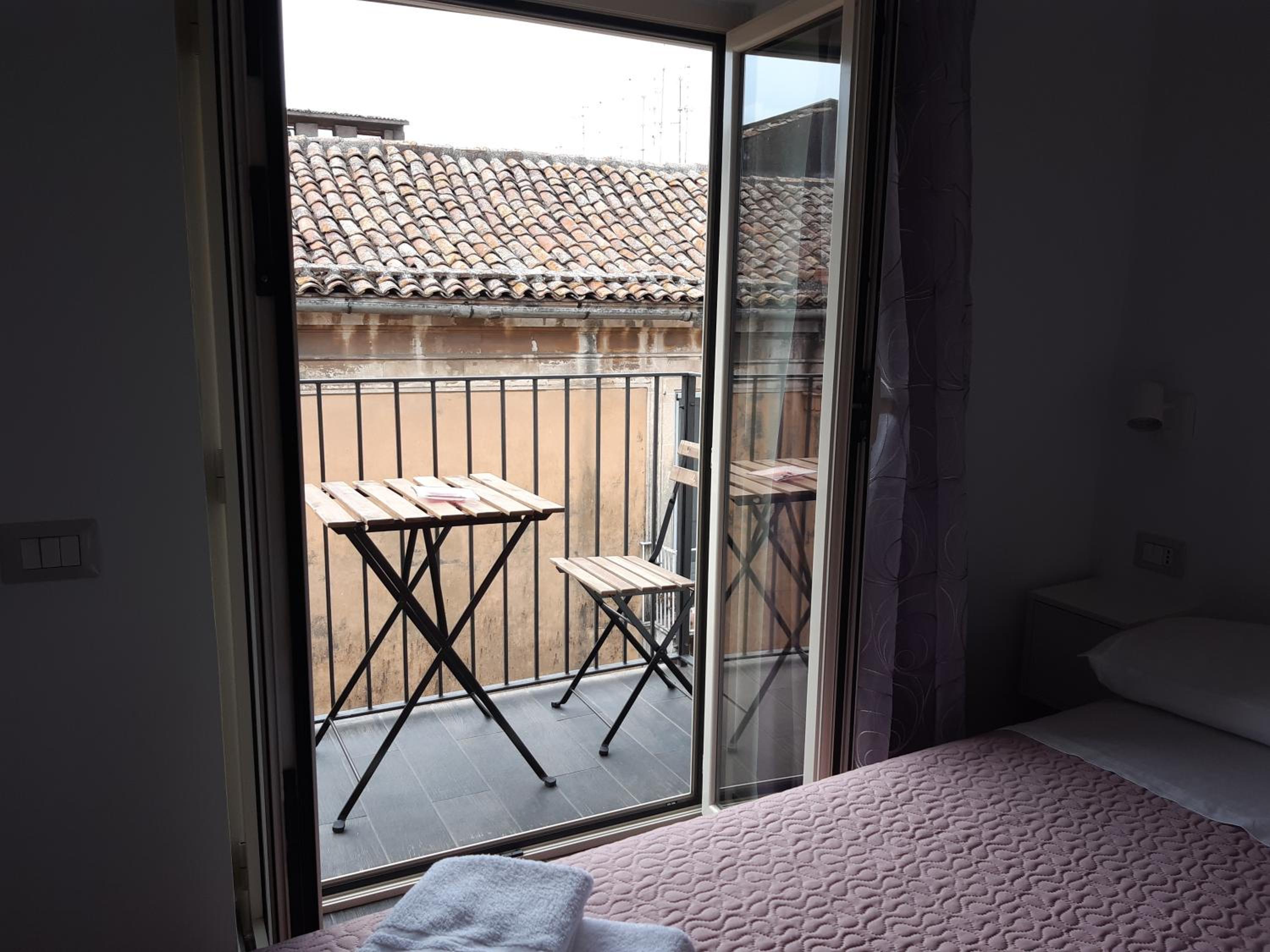Two-Bedroom Apartment - Photo 20