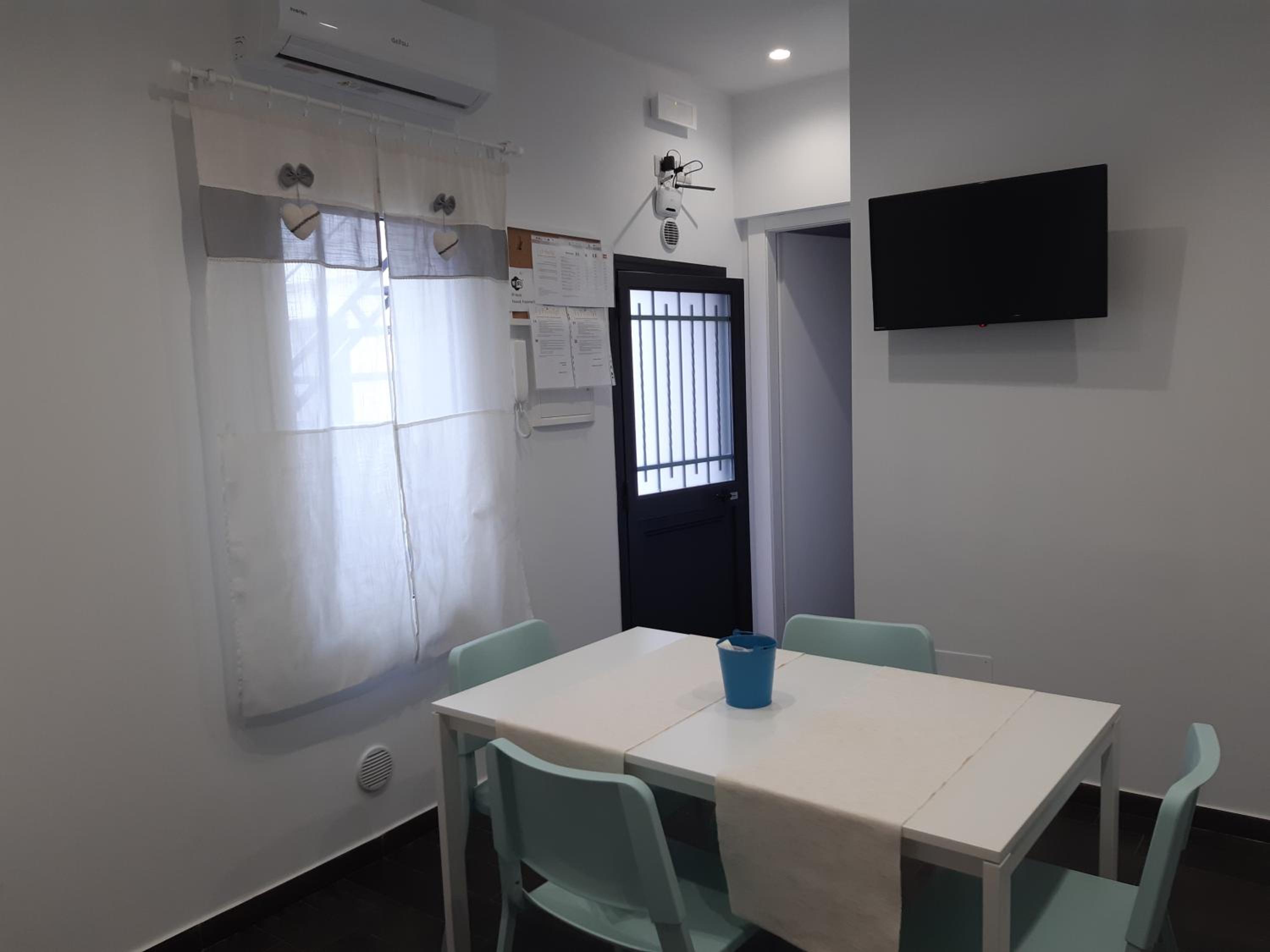 Two-Bedroom Apartment - Photo 27