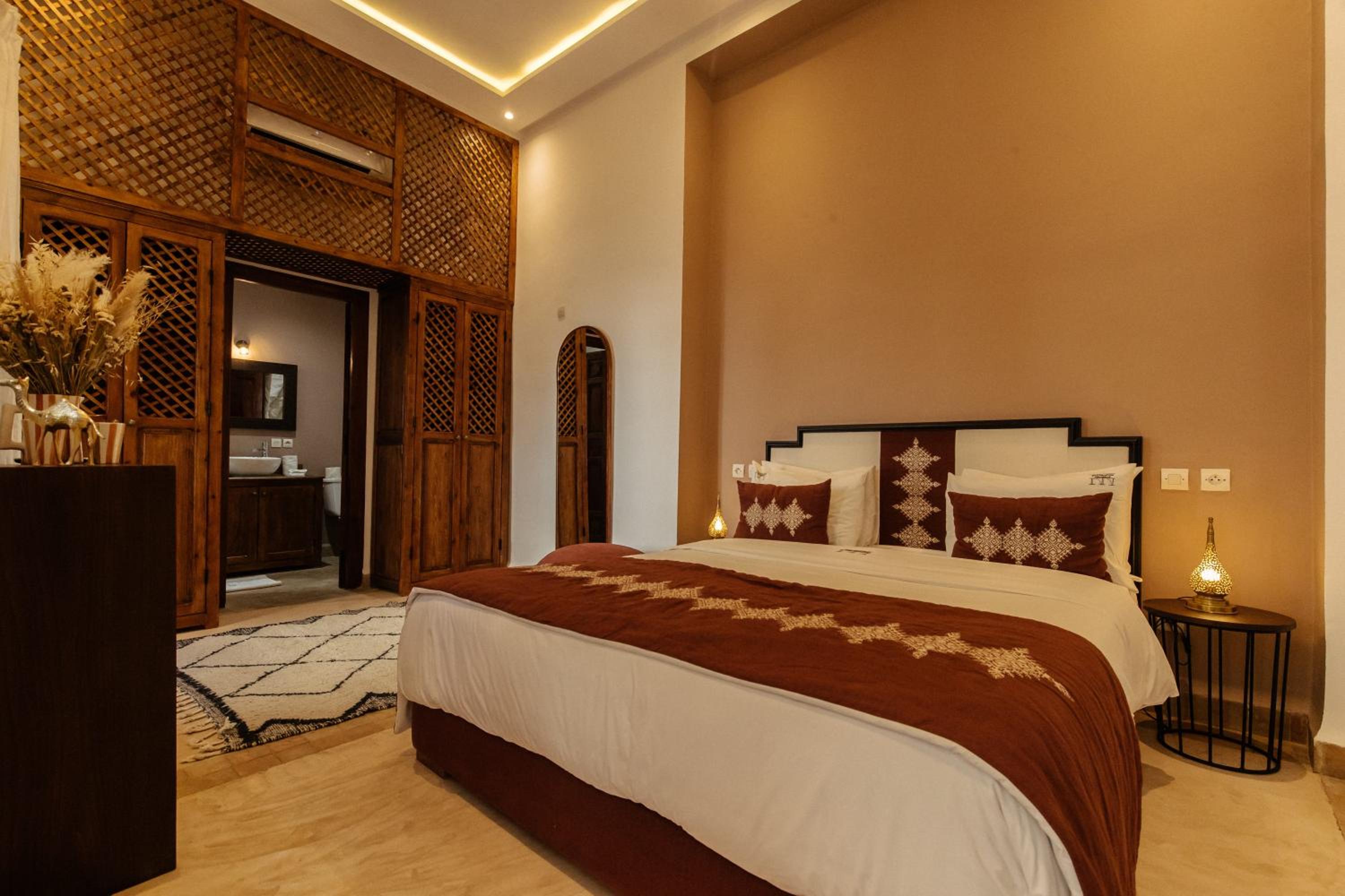 Superior Double Room - Photo 5