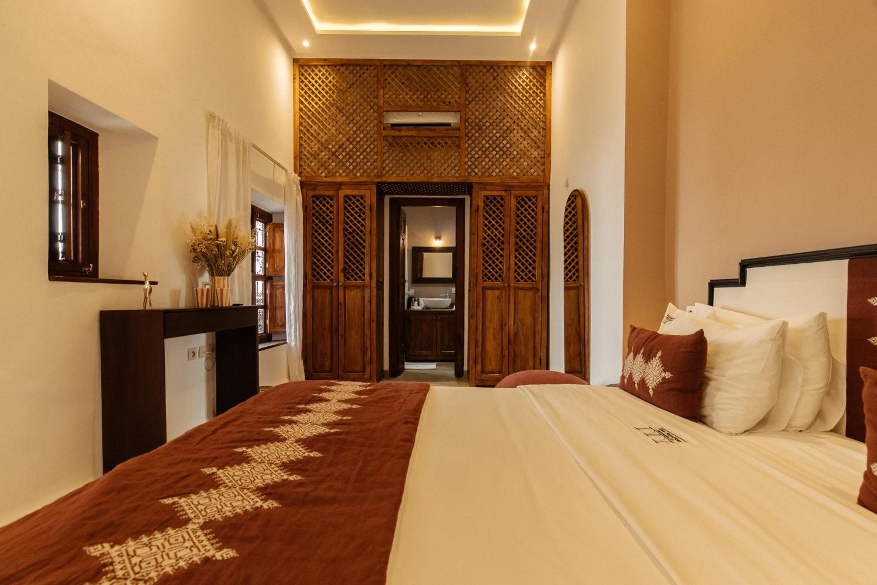 Superior Double Room - Photo 2