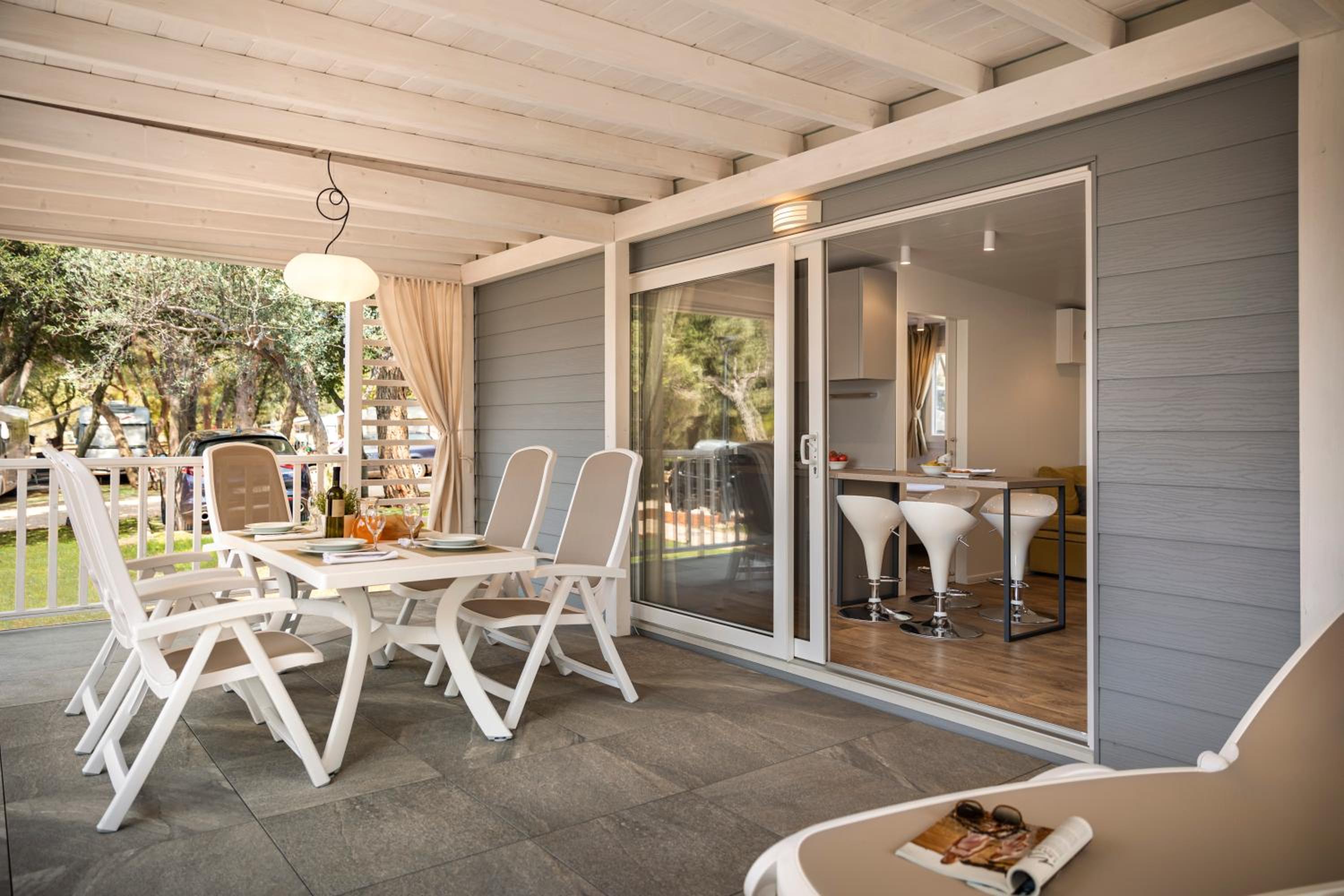 Standard Mobile Home  - Photo 5