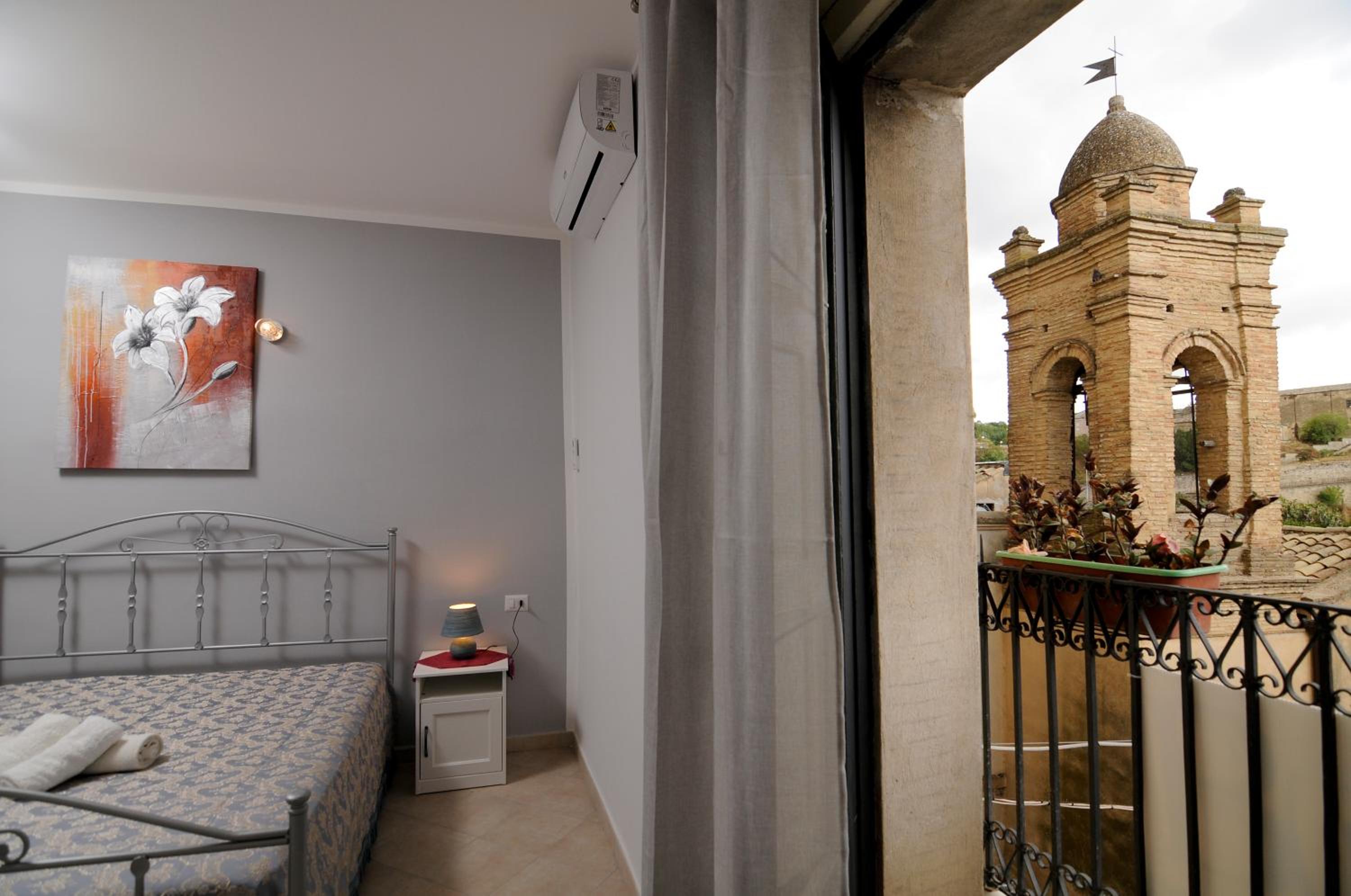 Quadruple Room - Photo 12