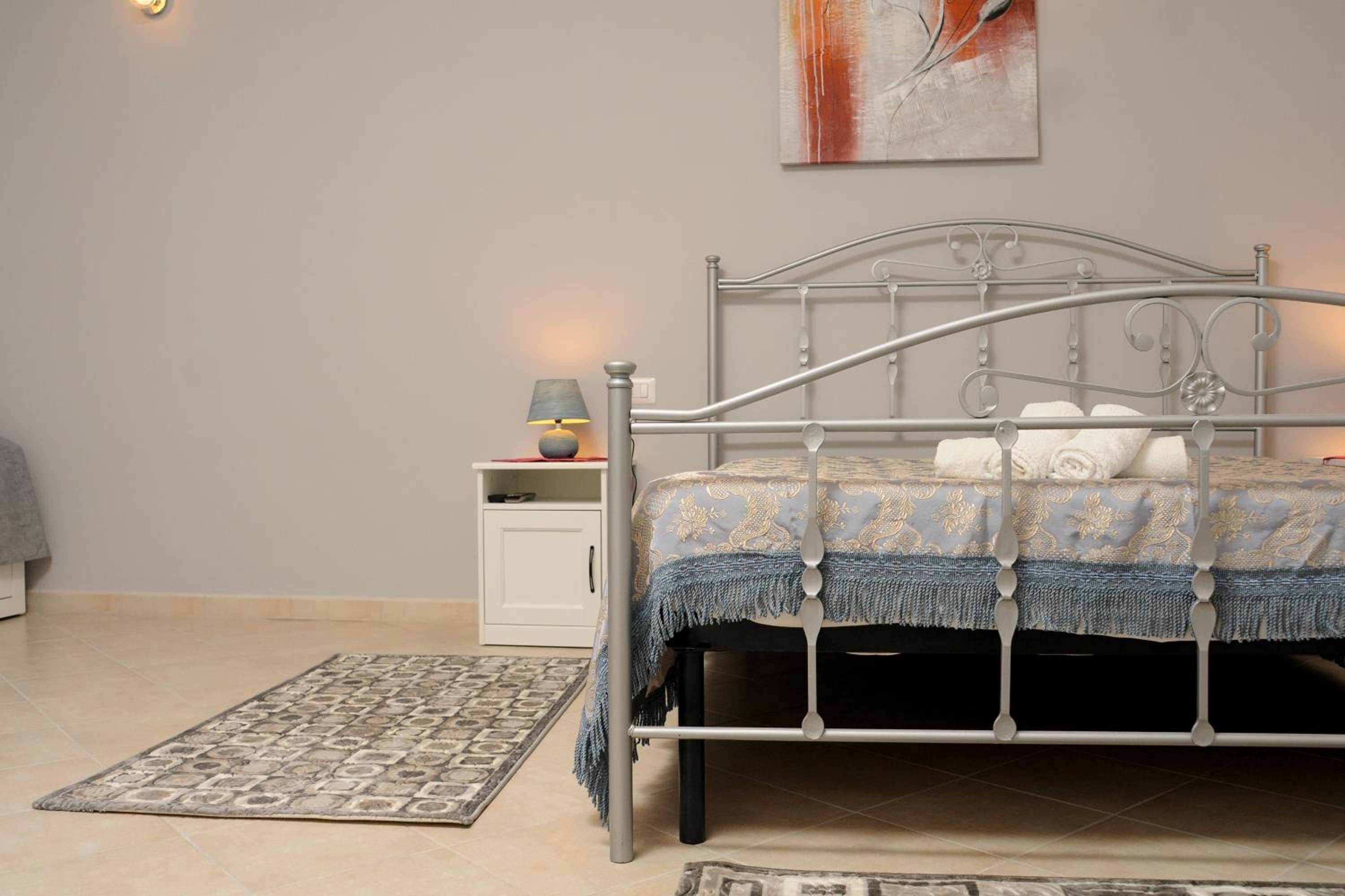 Quadruple Room - Photo 10