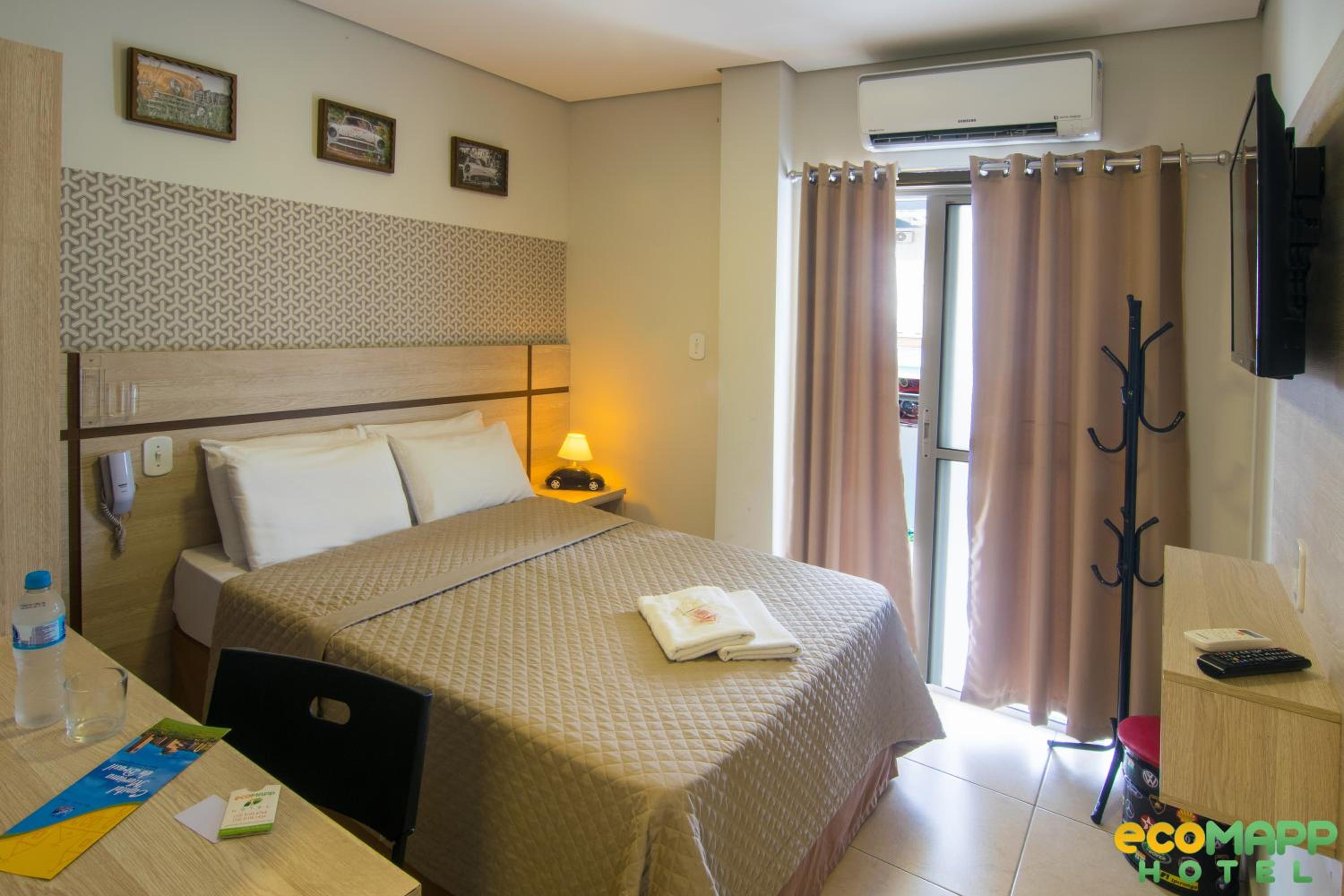Deluxe Double Room with Balcony - Photo 1