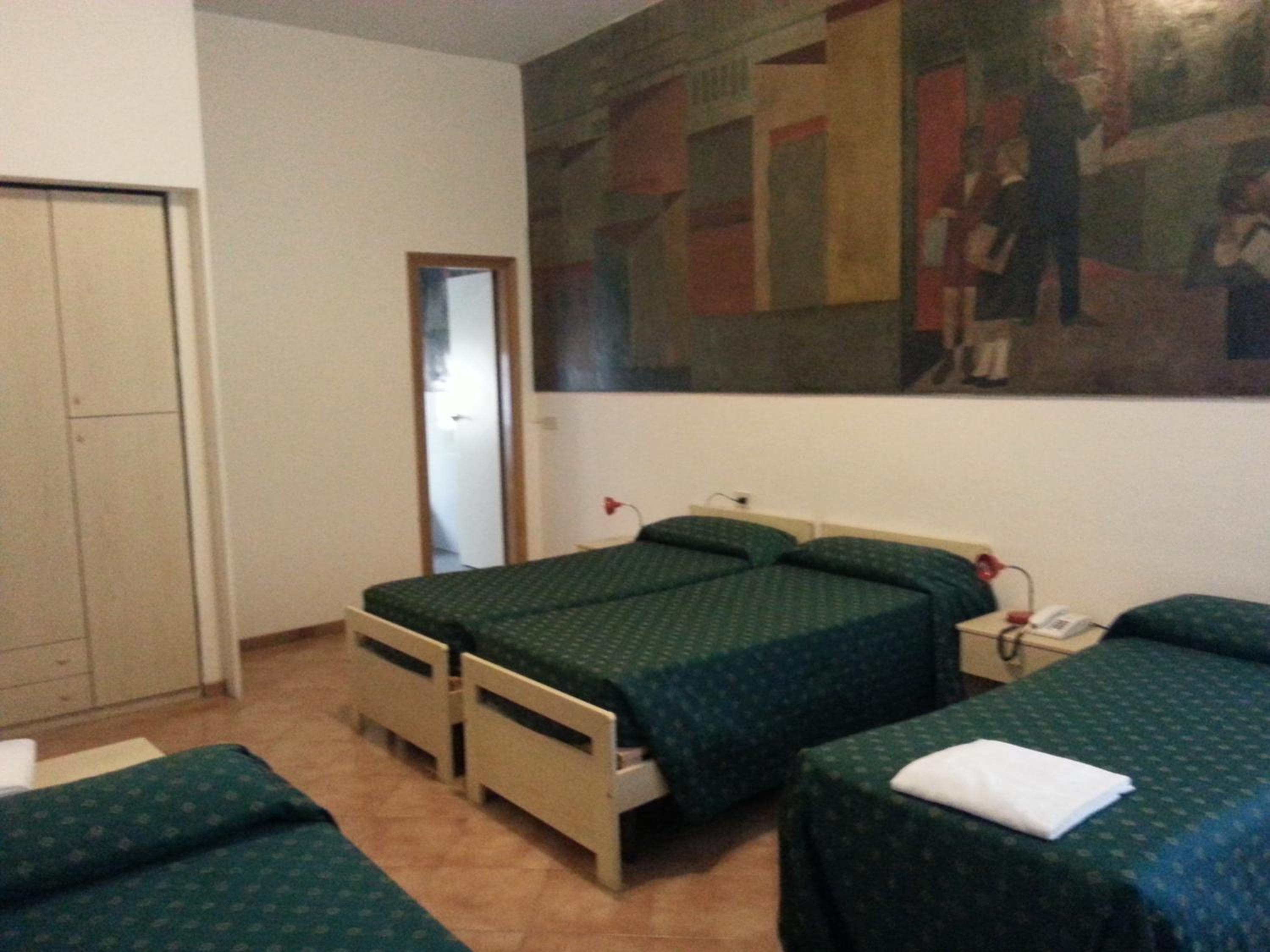 Quadruple Room photo 2