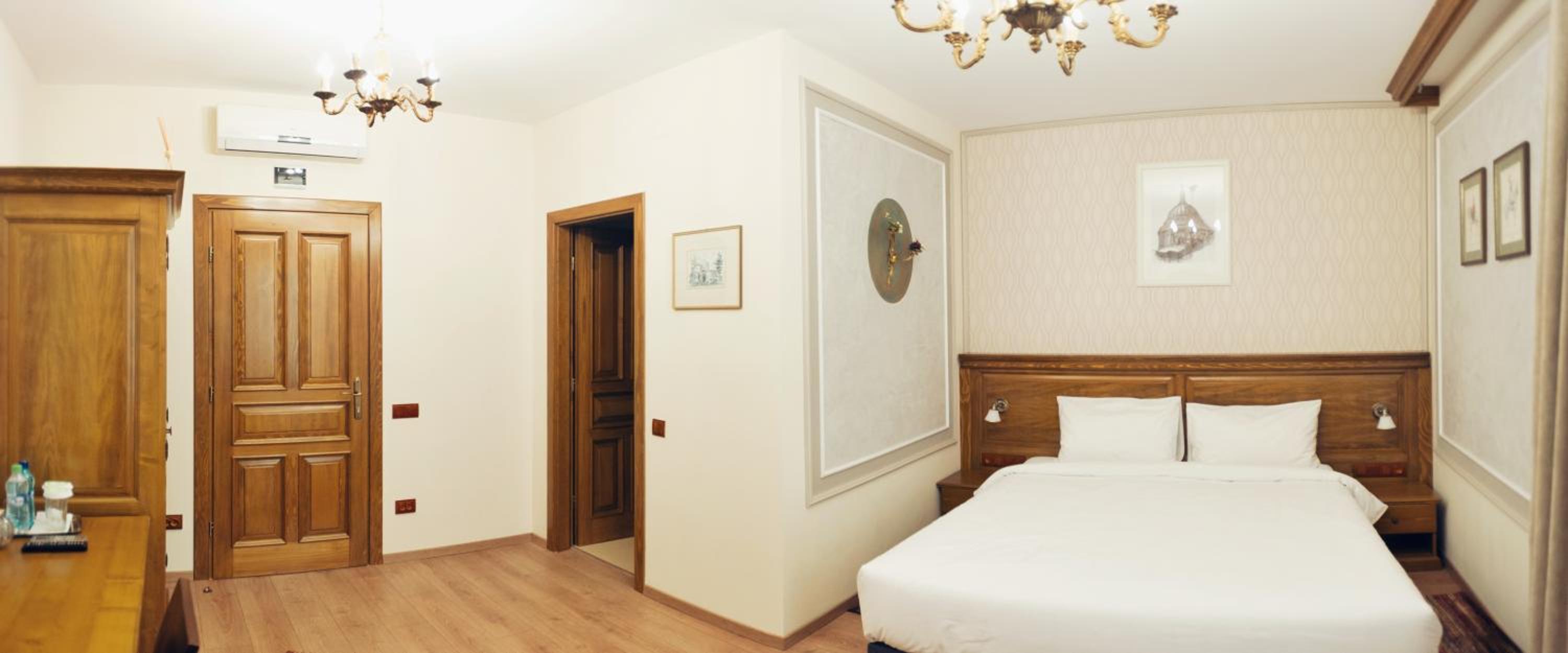 Superior Double Room - Photo 16