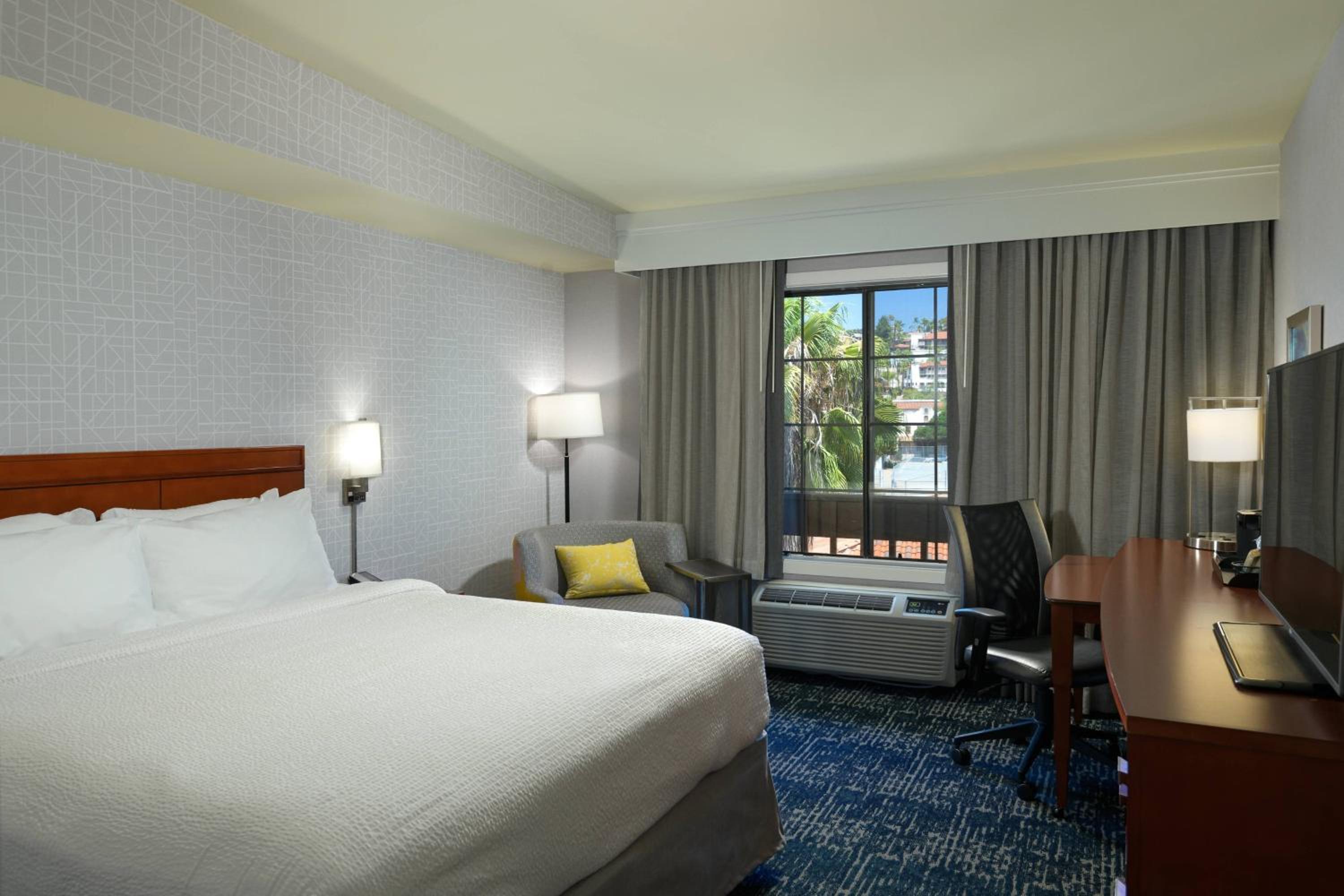 King Room with Sofa Bed