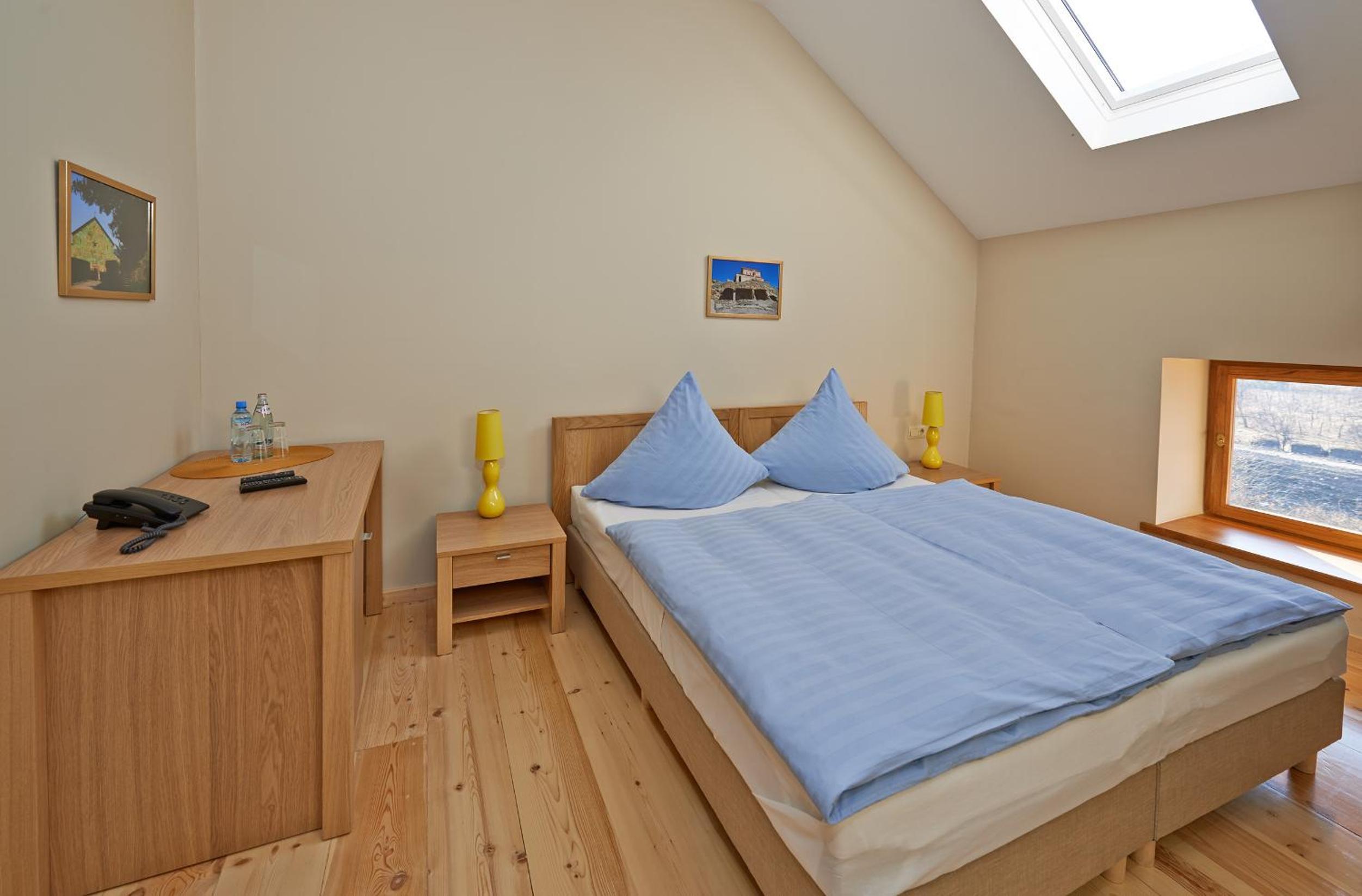 Standard Double or Twin Room photo 1
