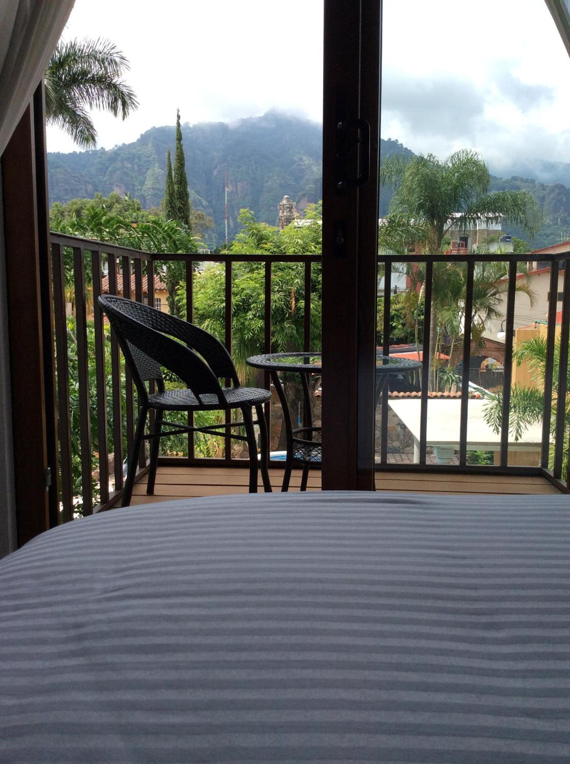Quadruple Room with Balcony - Photo 3