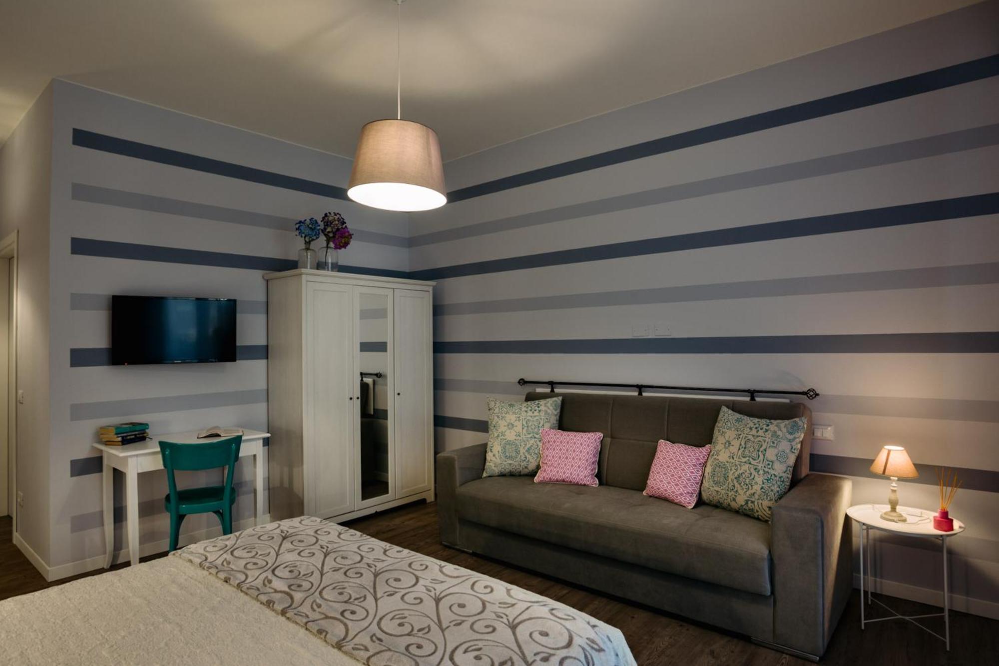 Double Room with Balcony photo 2