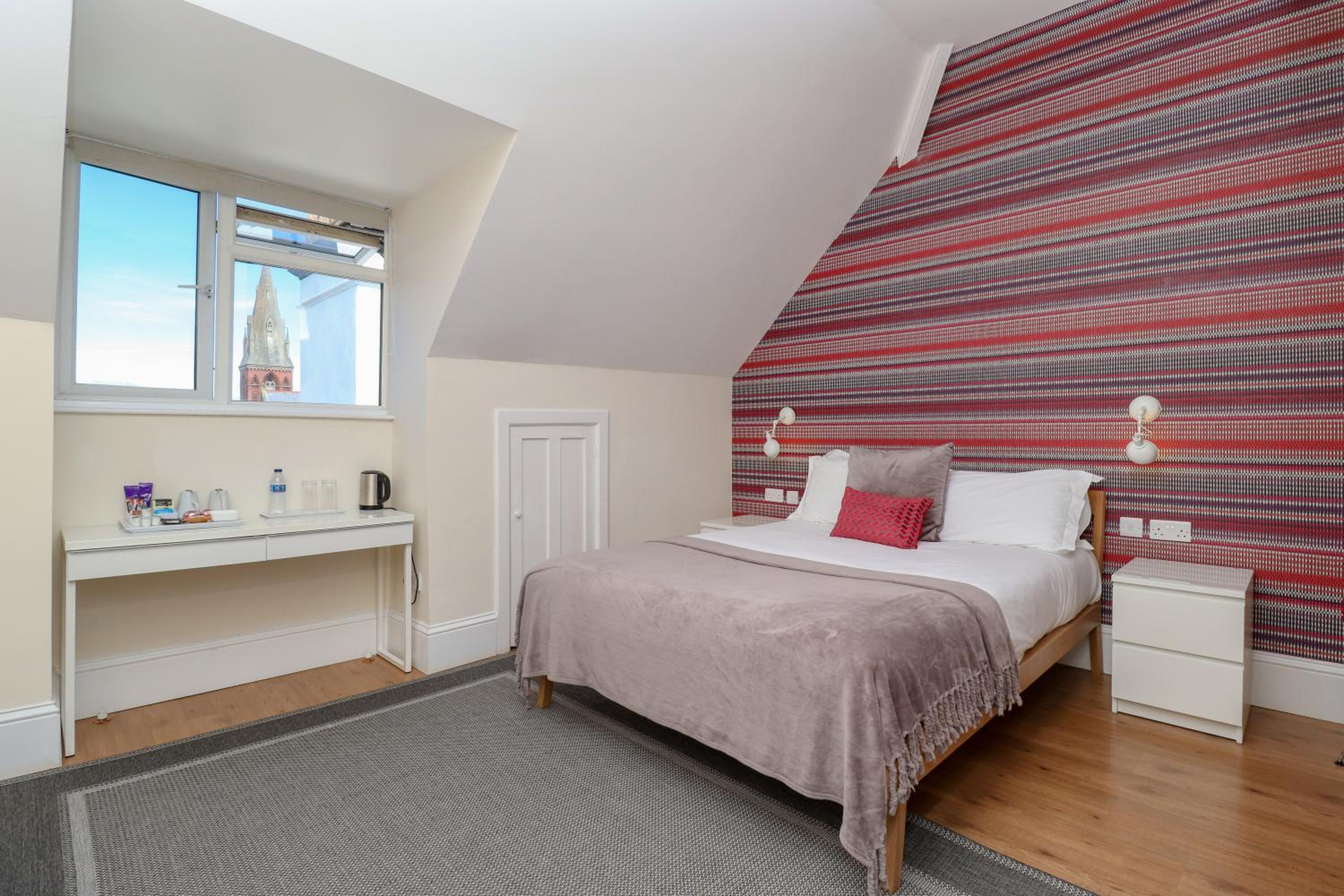 Double Room - Attic - Photo 8