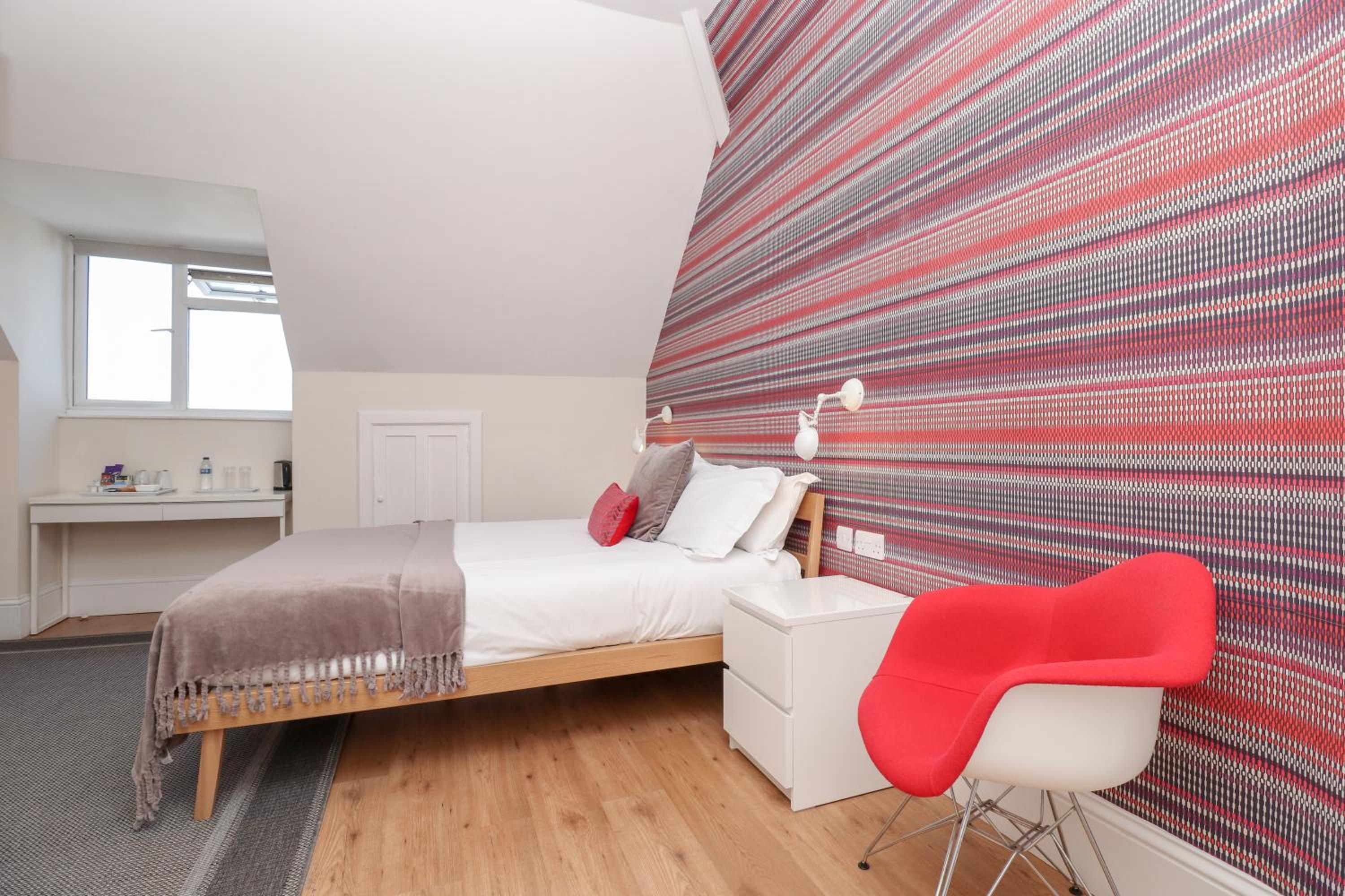 Double Room - Attic - Photo 11