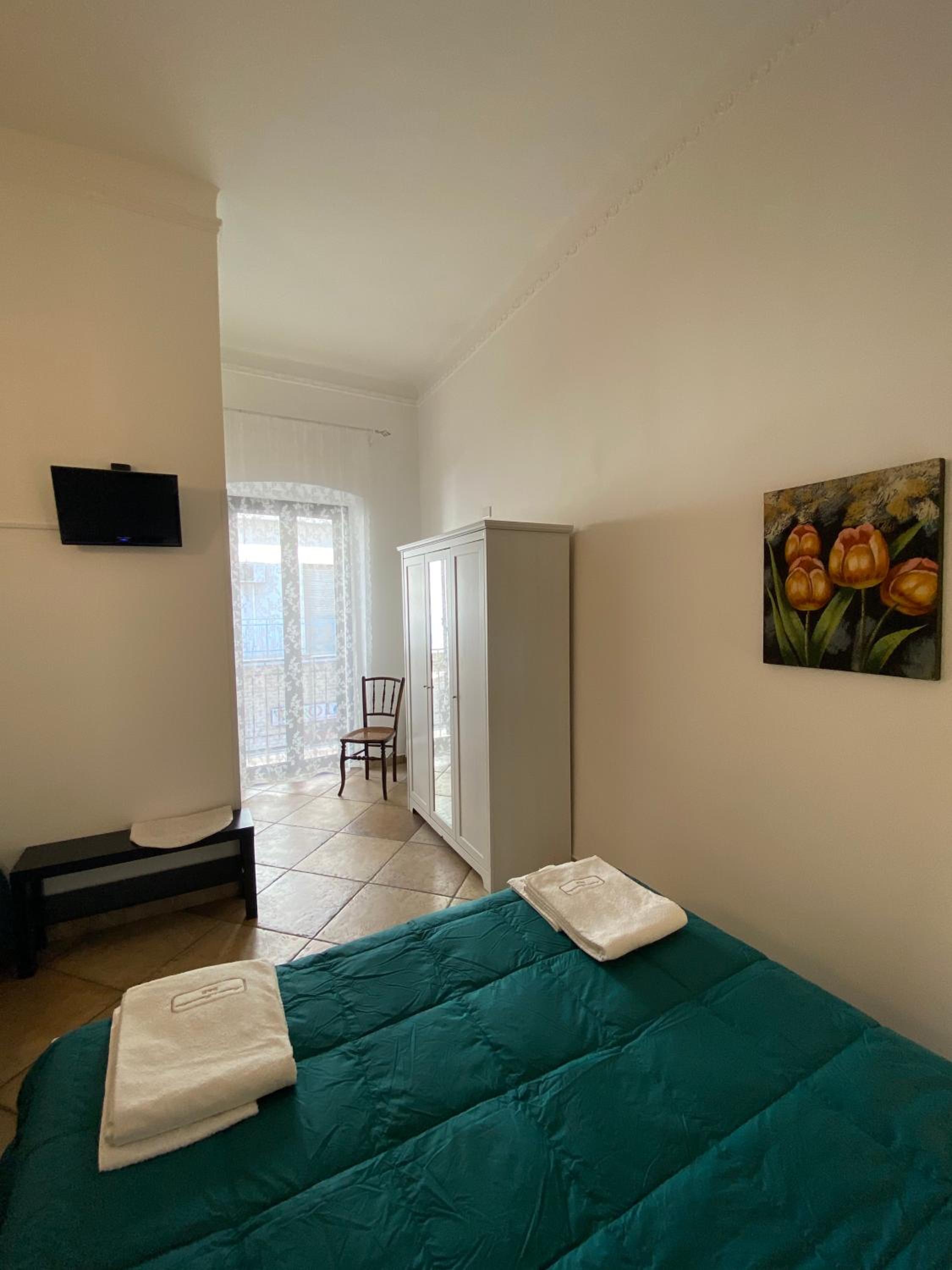 Triple Room - Photo 1