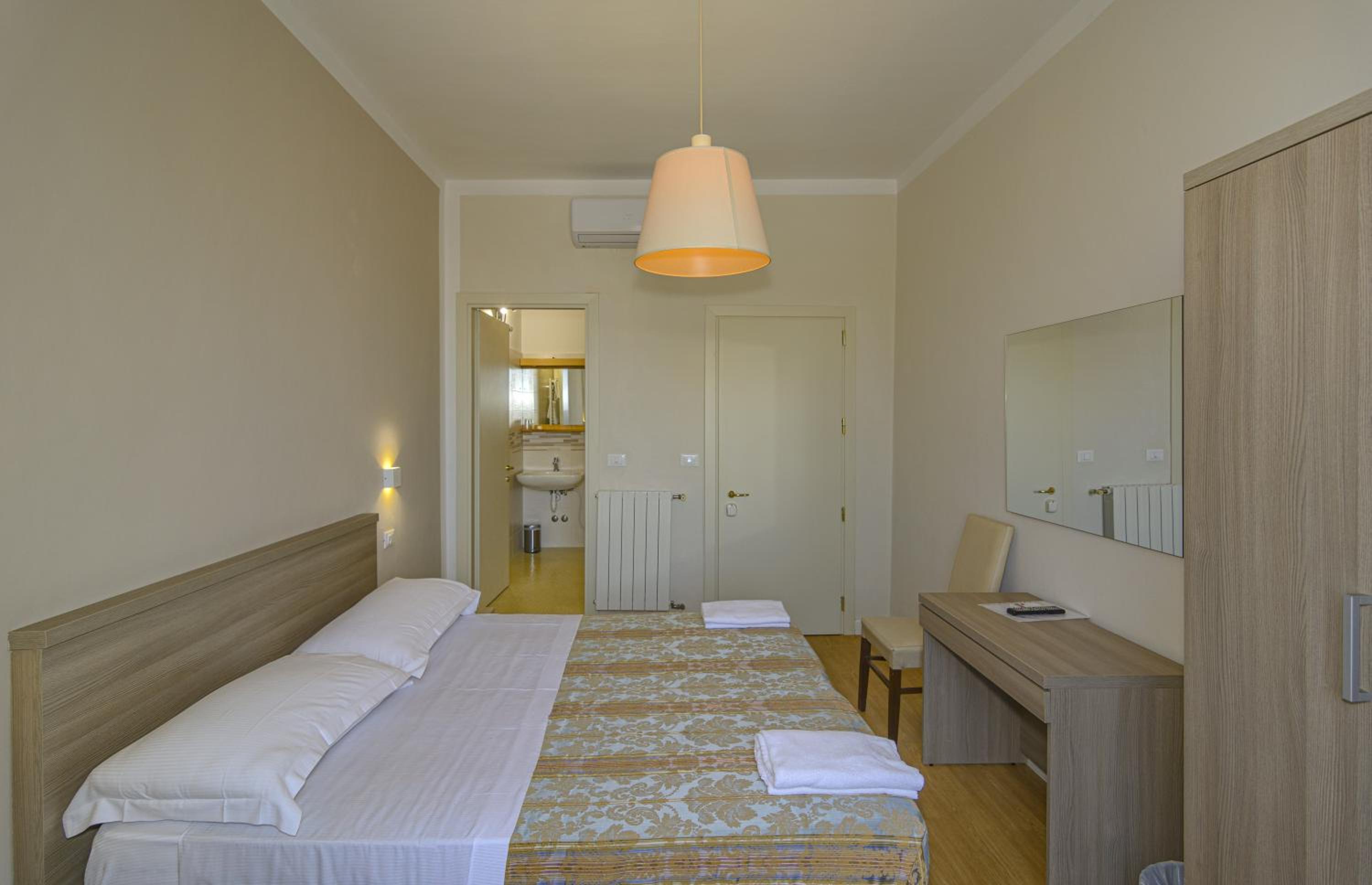 Double Room with Sea View photo 1