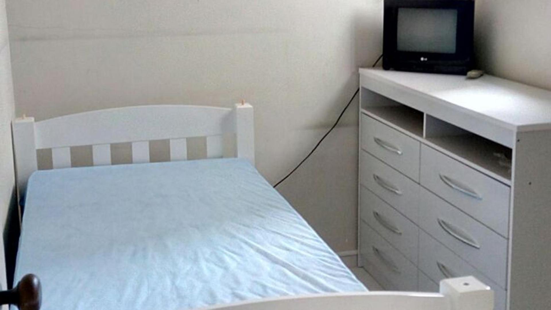 Apartment with Sea View - Photo 12