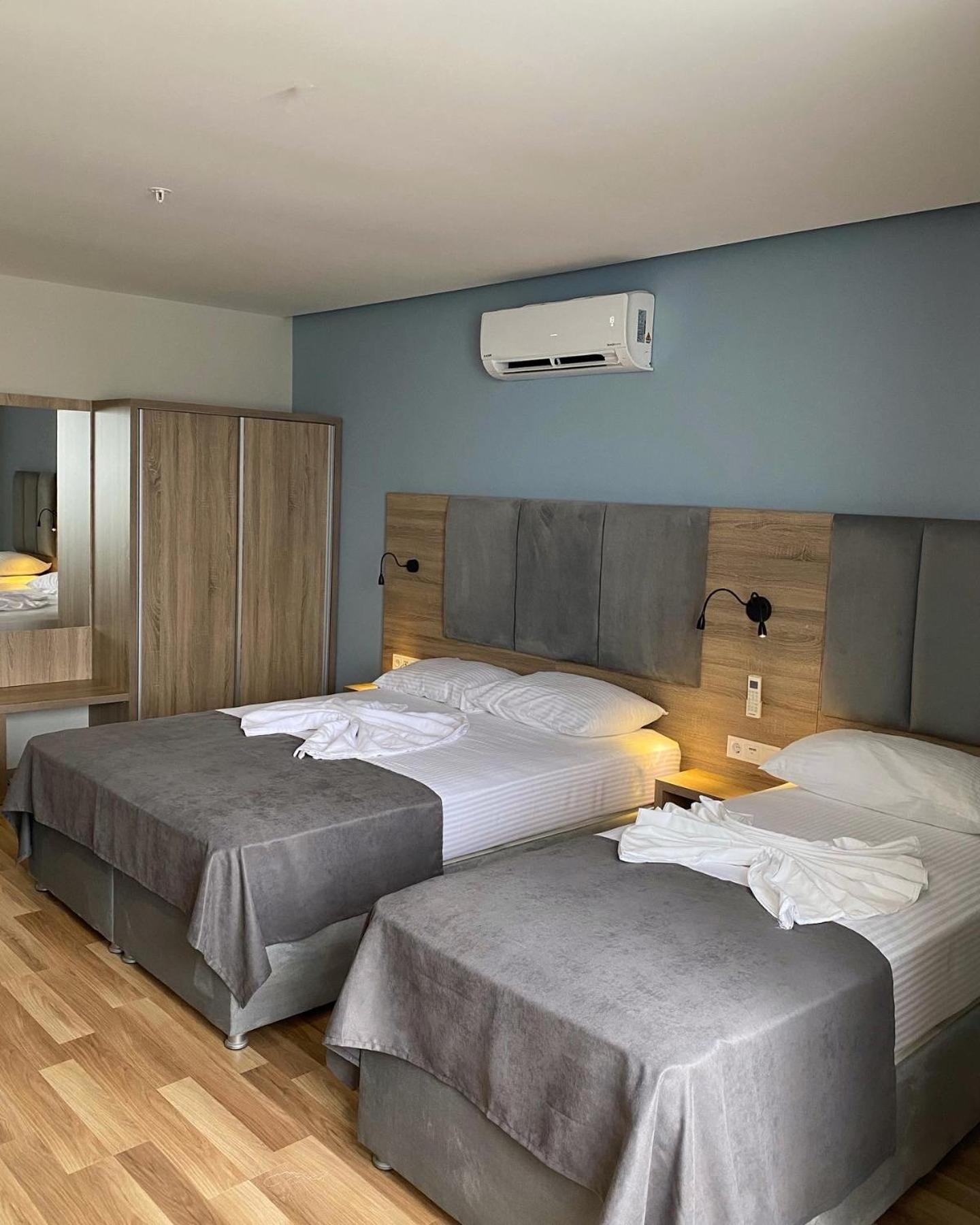 Standard Double Room - Photo 26