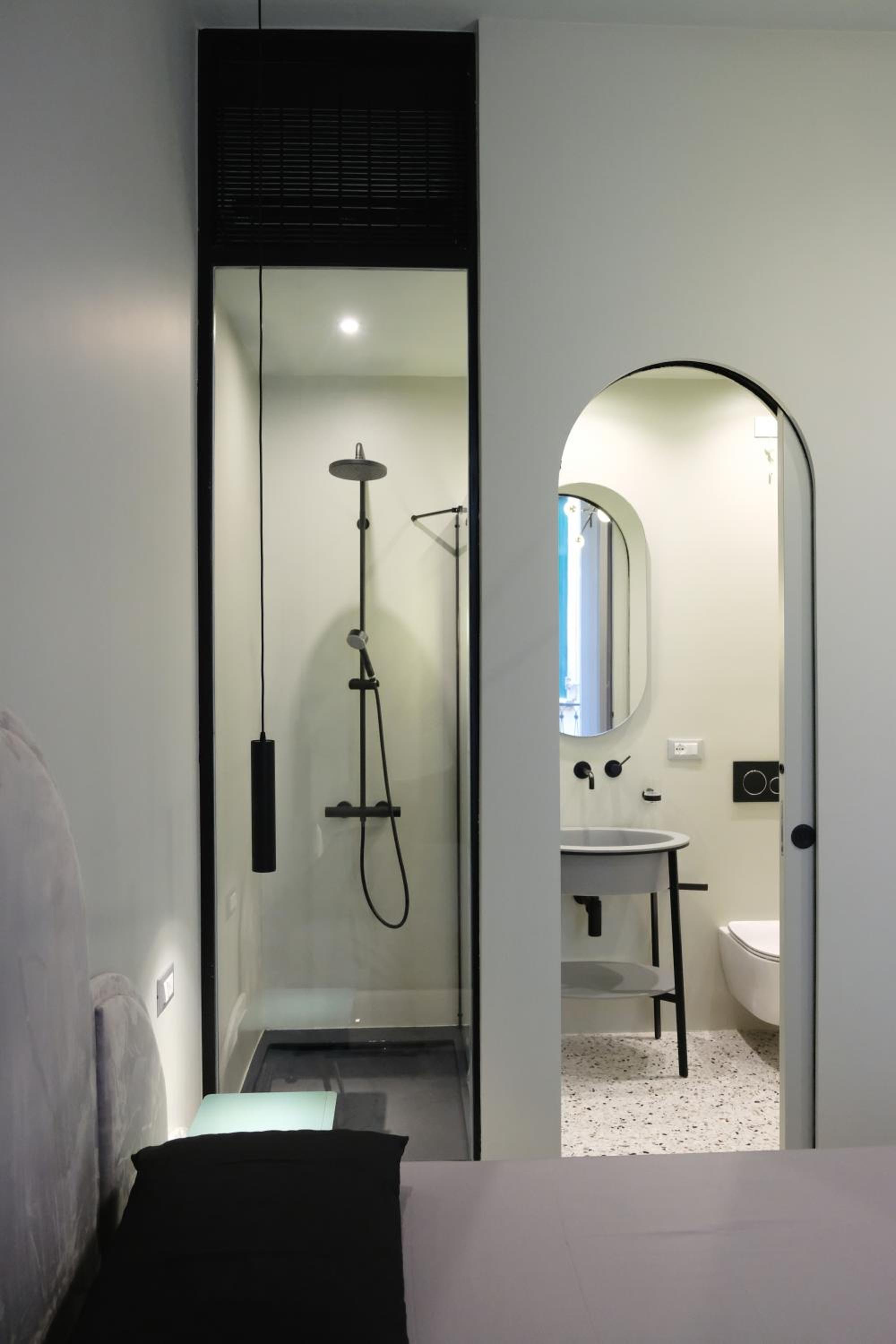 Double Room - Photo 4