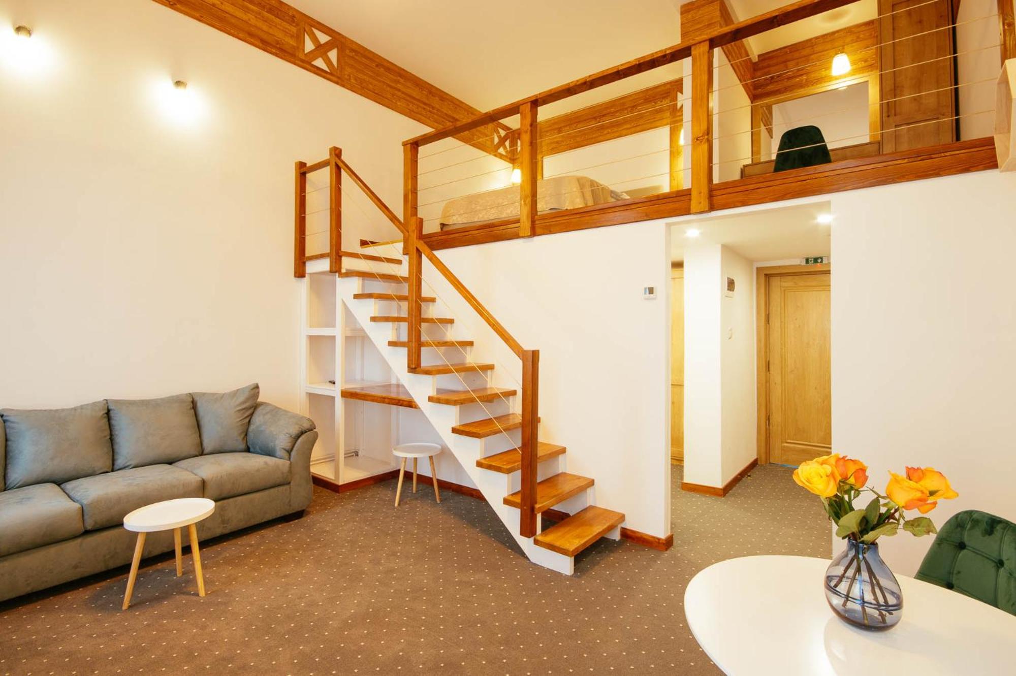 Deluxe Suite - Photo 3