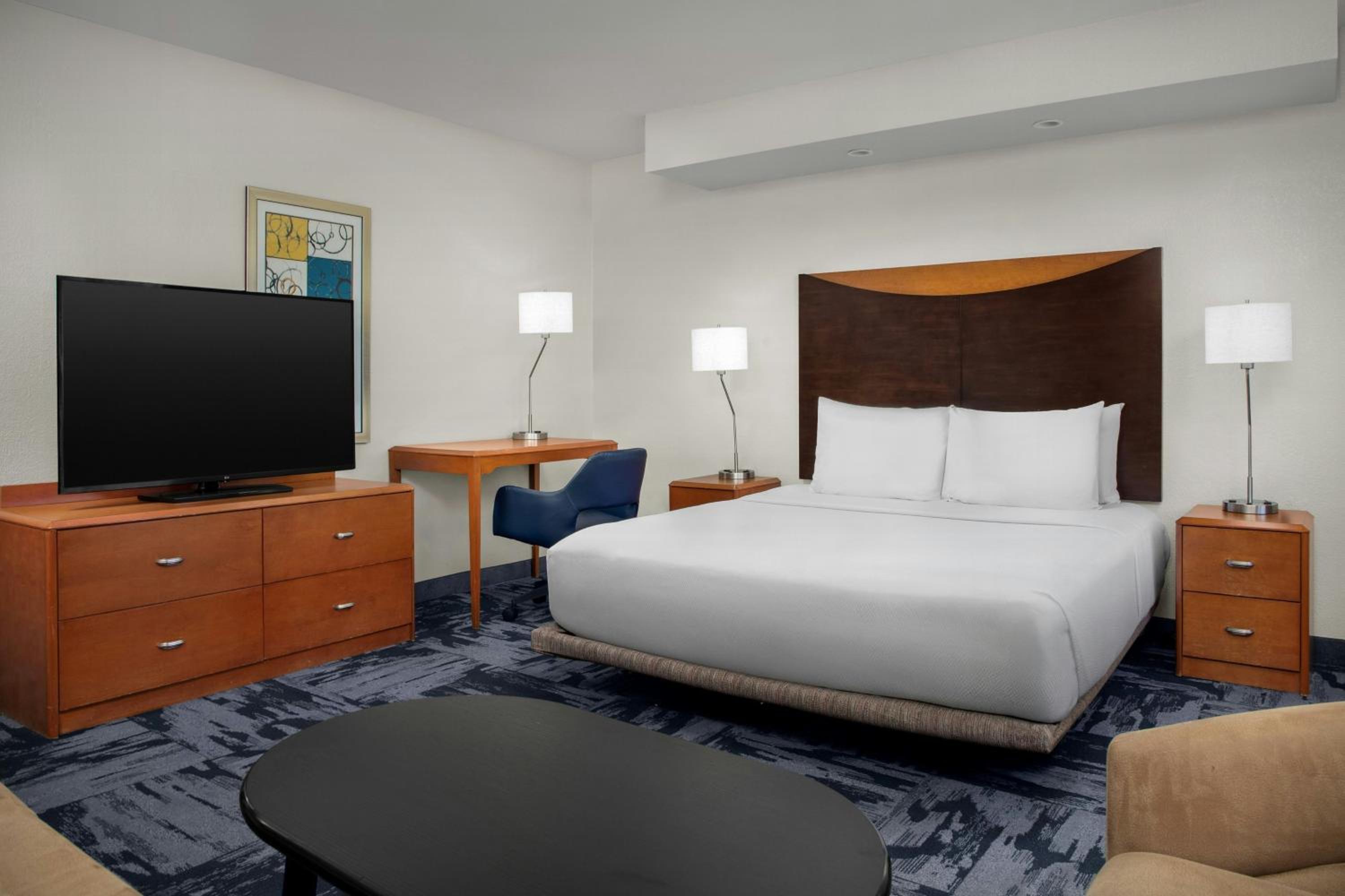 King Room with Sofa Bed