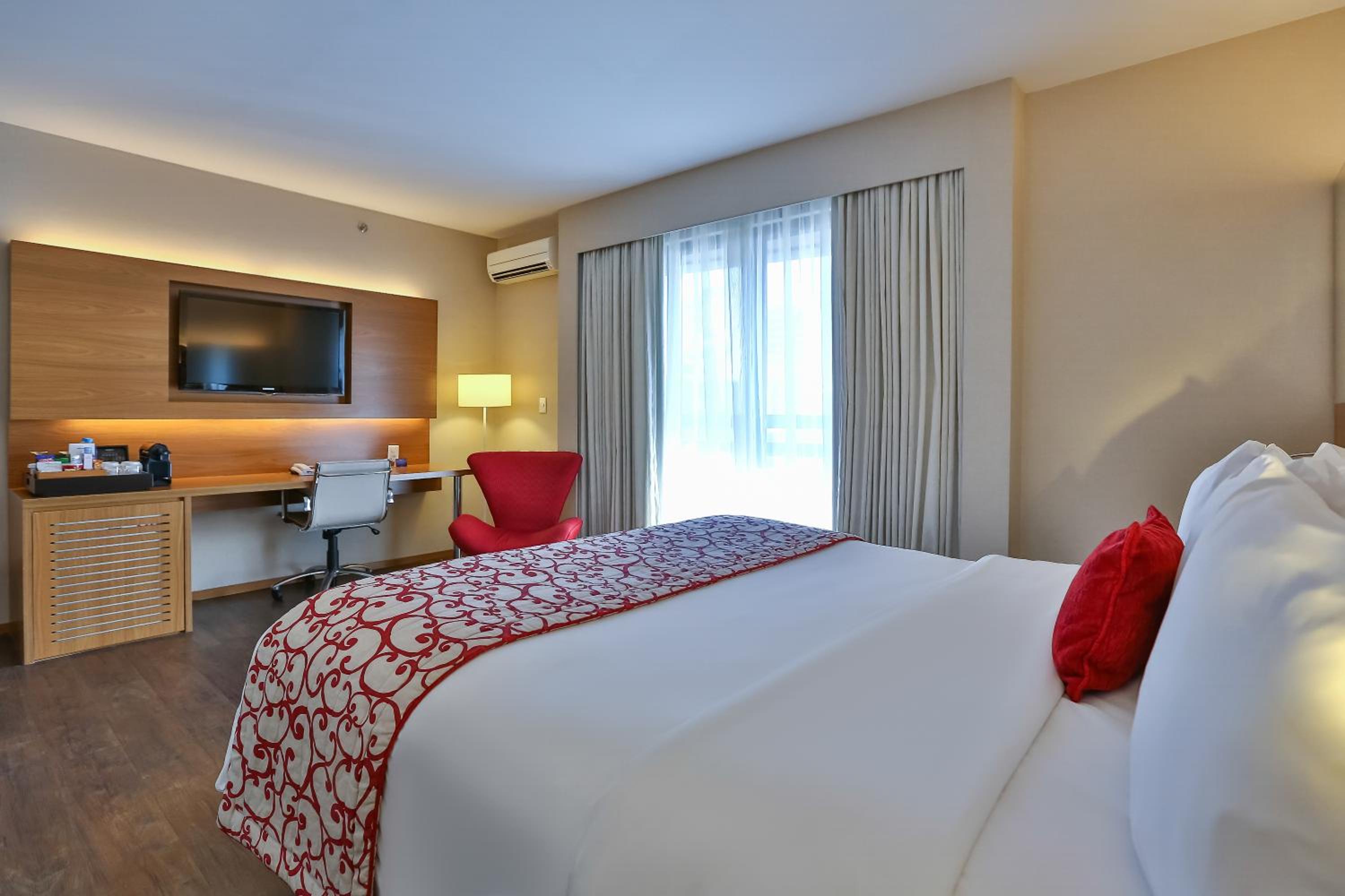 Premium King Room