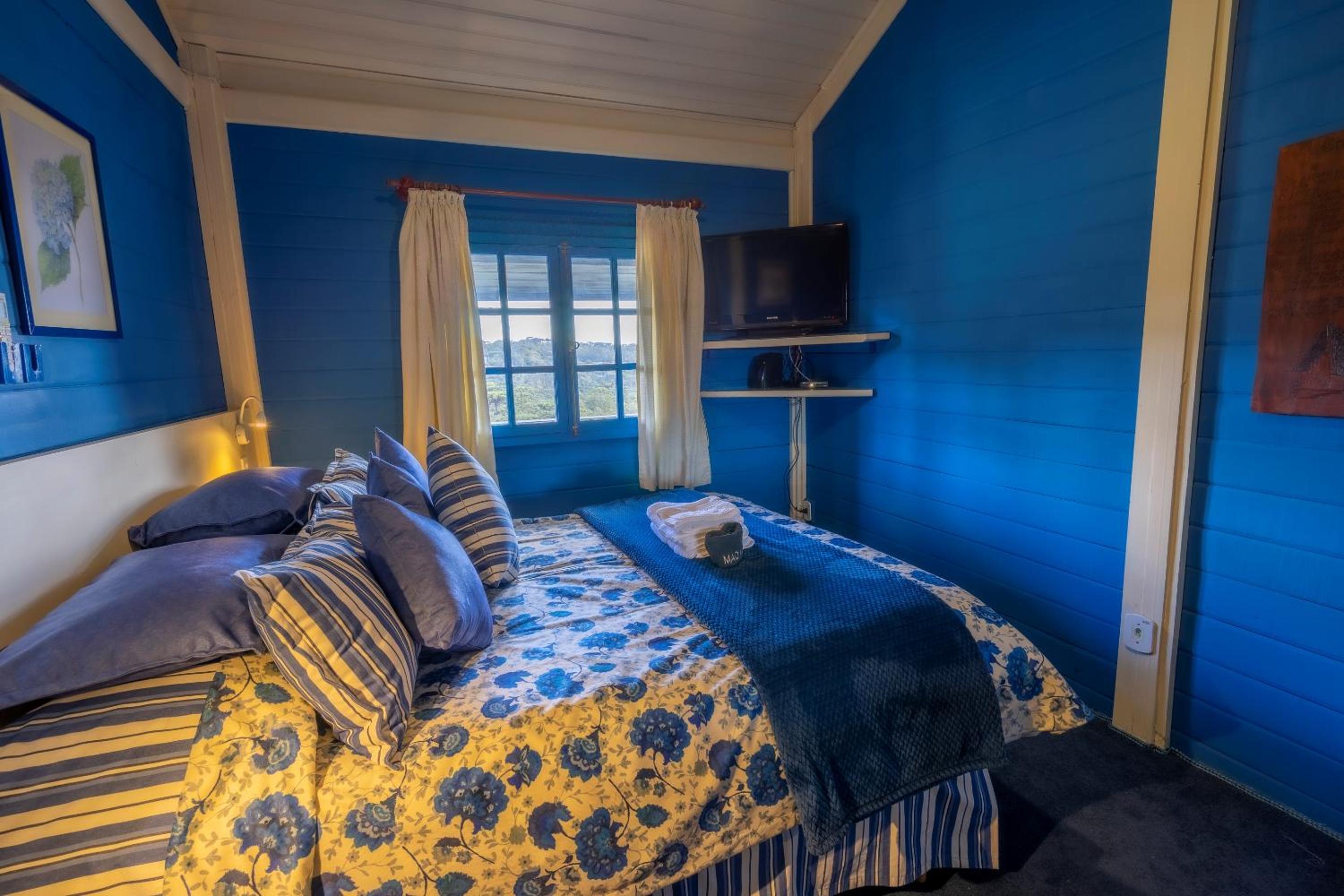 Suite with Balcony - Photo 3