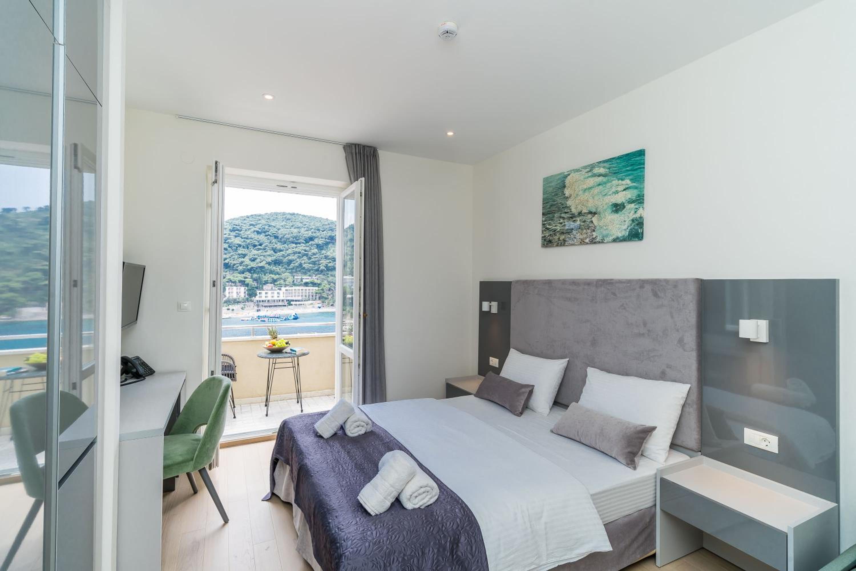 Habitación Doble Con Balcón Y Vista Al Mar