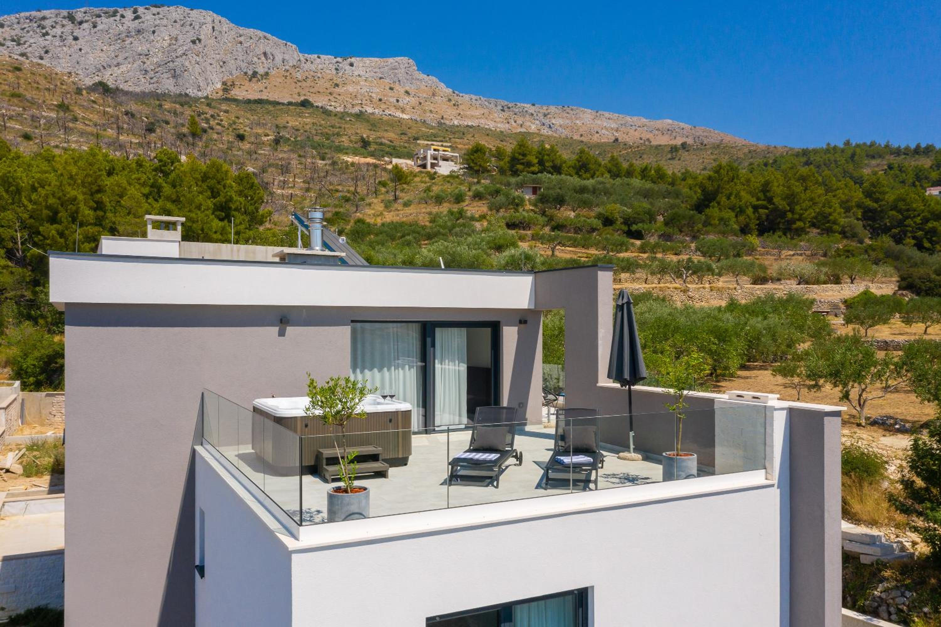 Villa with Private Pool - Photo 69