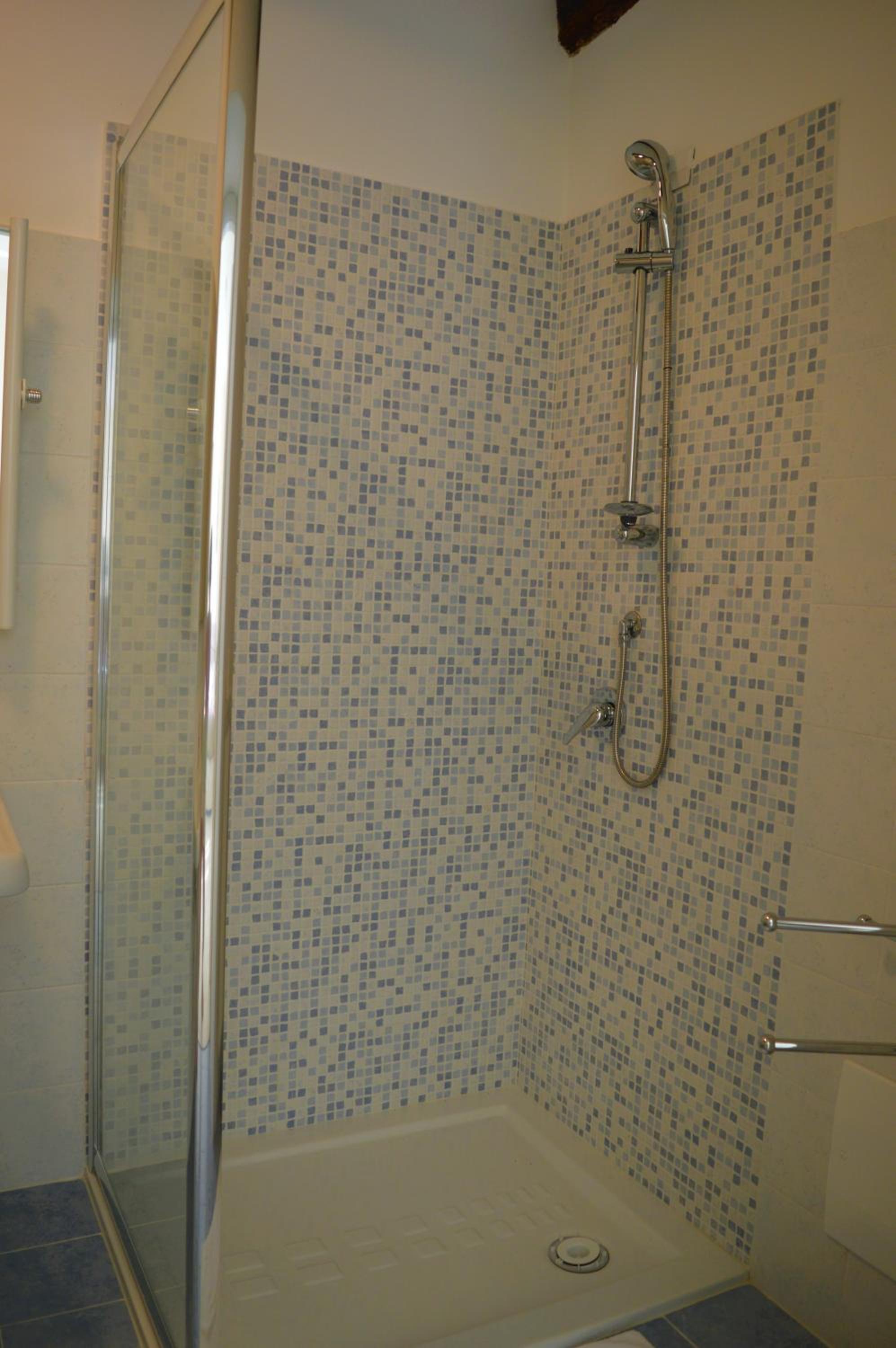 Standard King Room photo 2