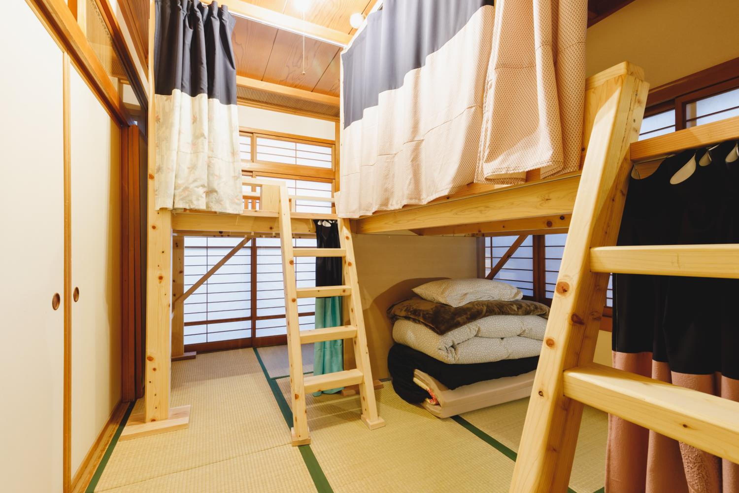 Quadruple Room with Loft Bed - Photo 1