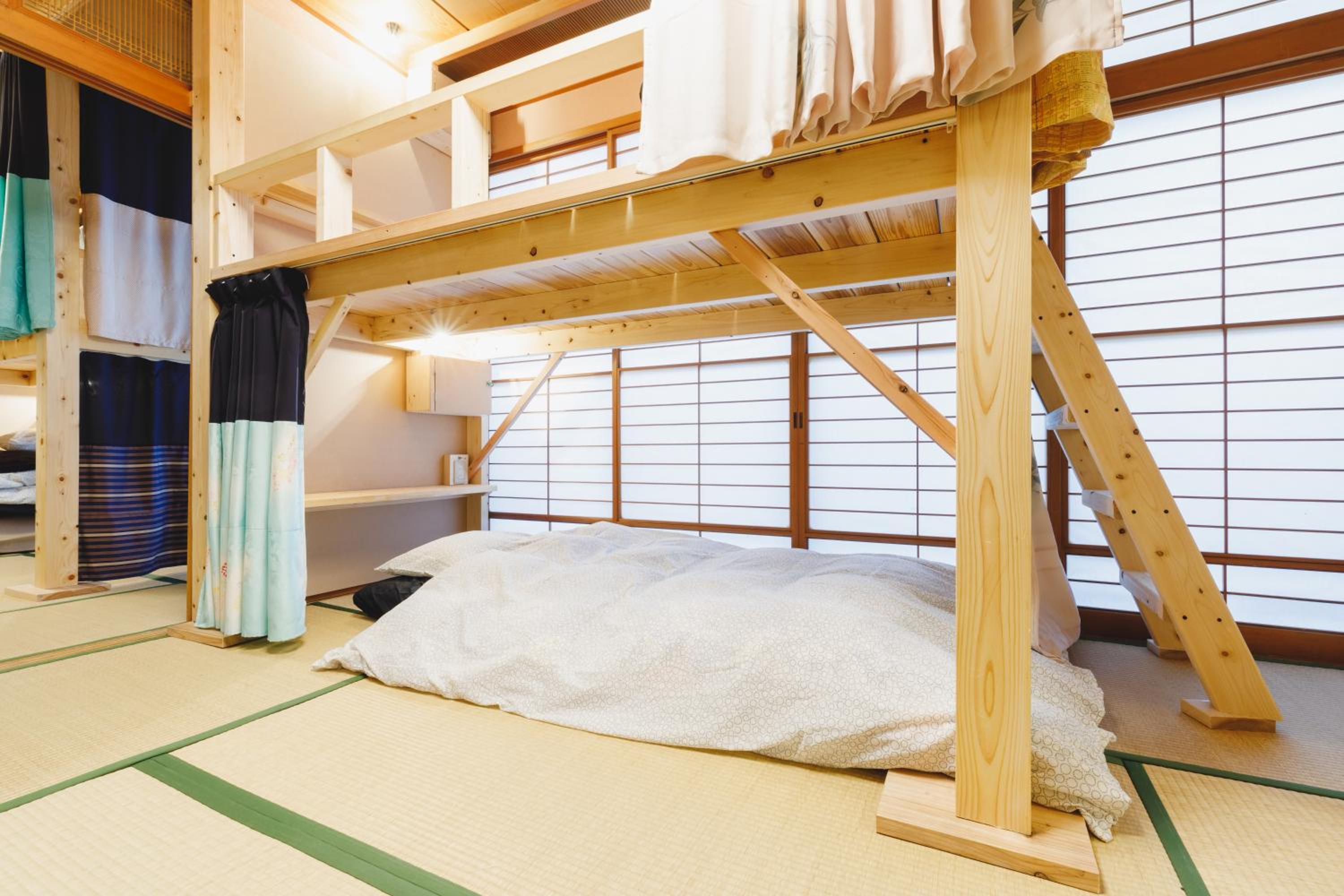 Quadruple Room with Loft Bed - Photo 8