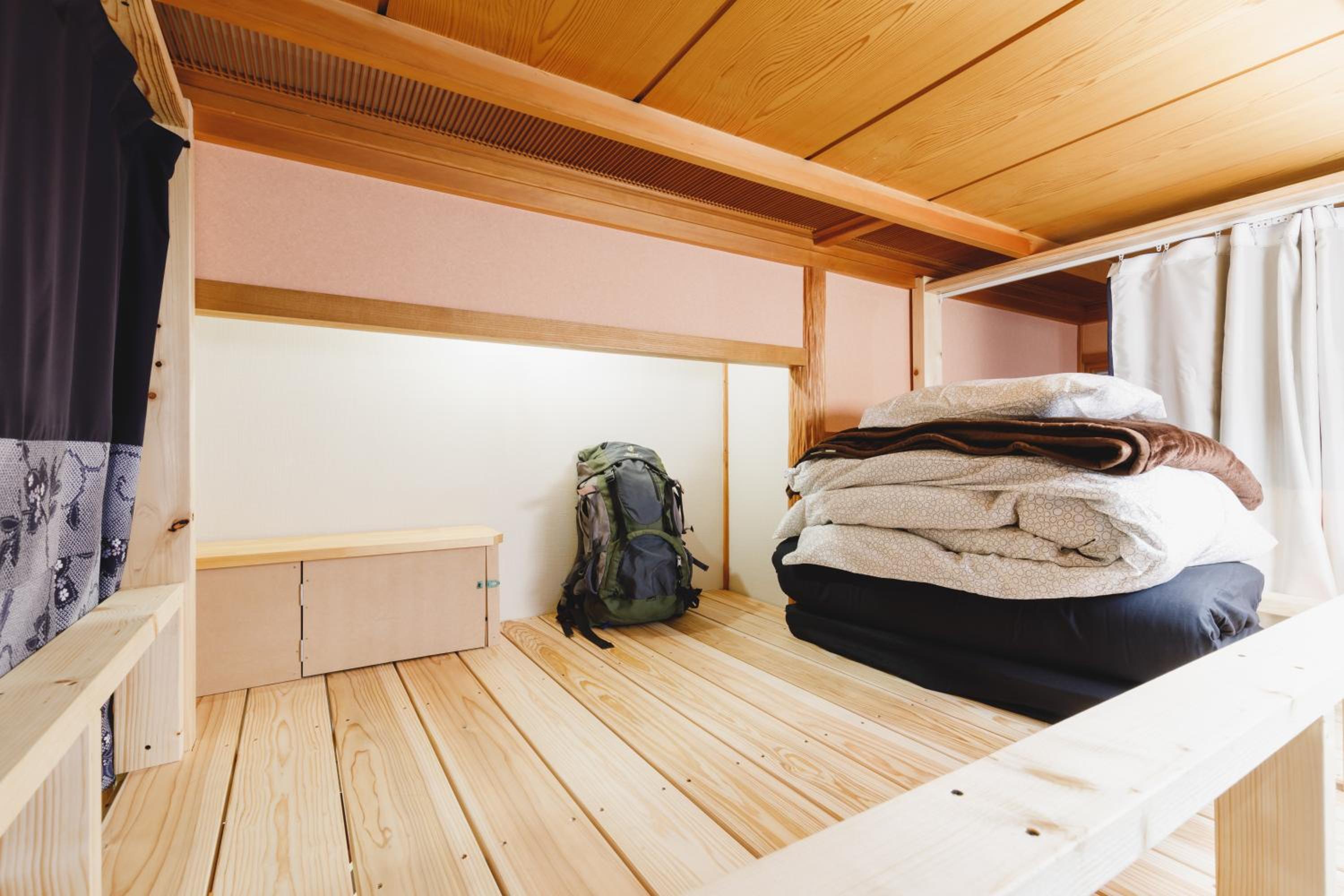 Quadruple Room with Loft Bed - Photo 7