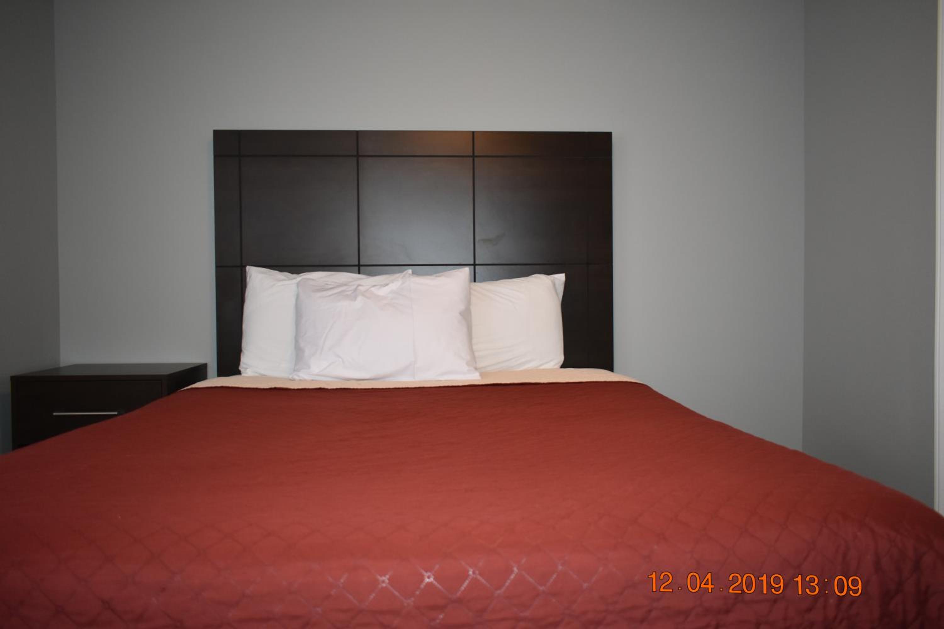 Two-Bedroom Suite photo 1