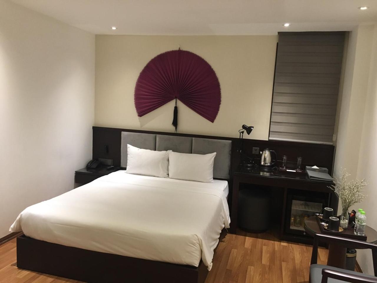 Day Use (3 Hours) - Deluxe Double Room