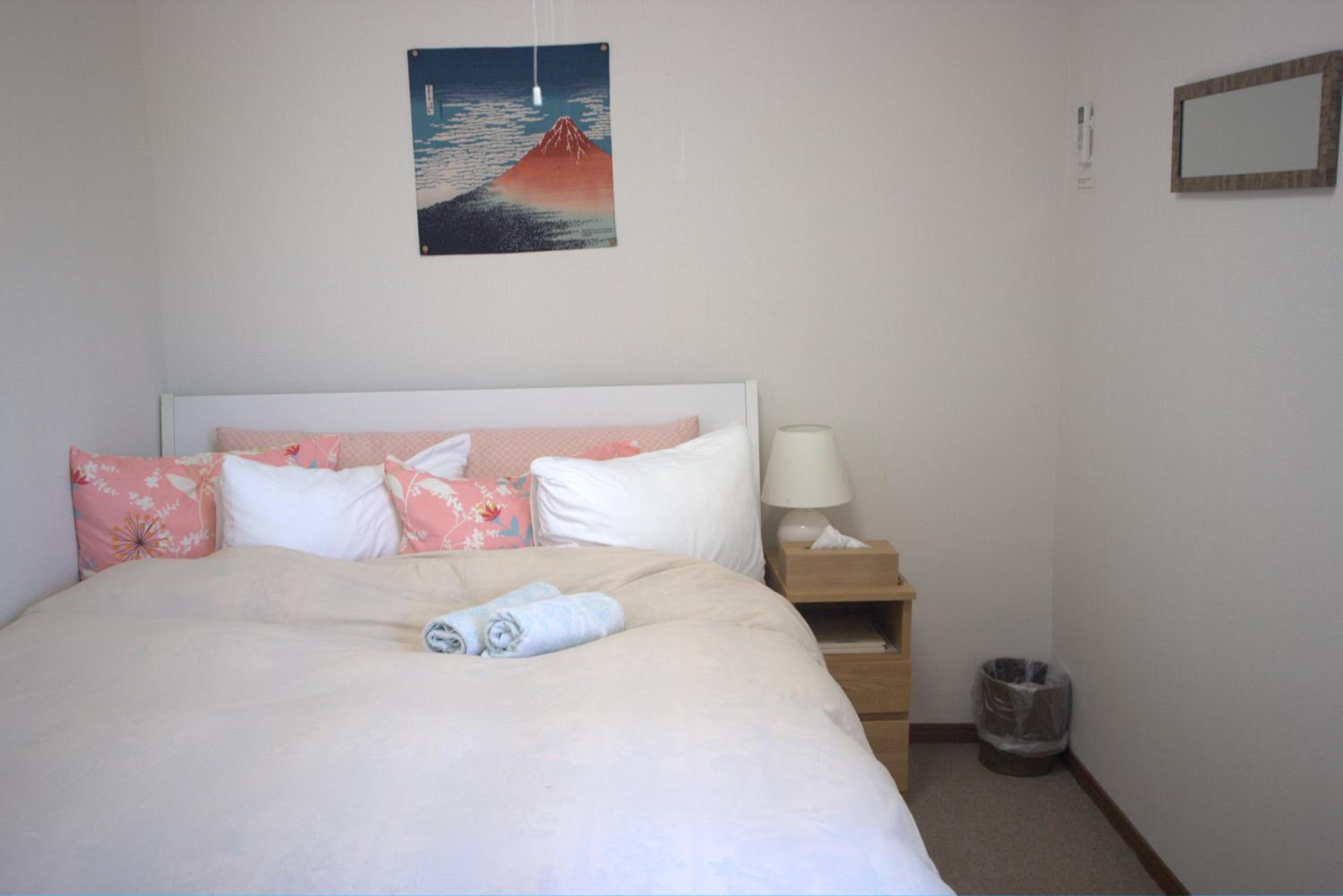 Four-Bedroom House photo 2