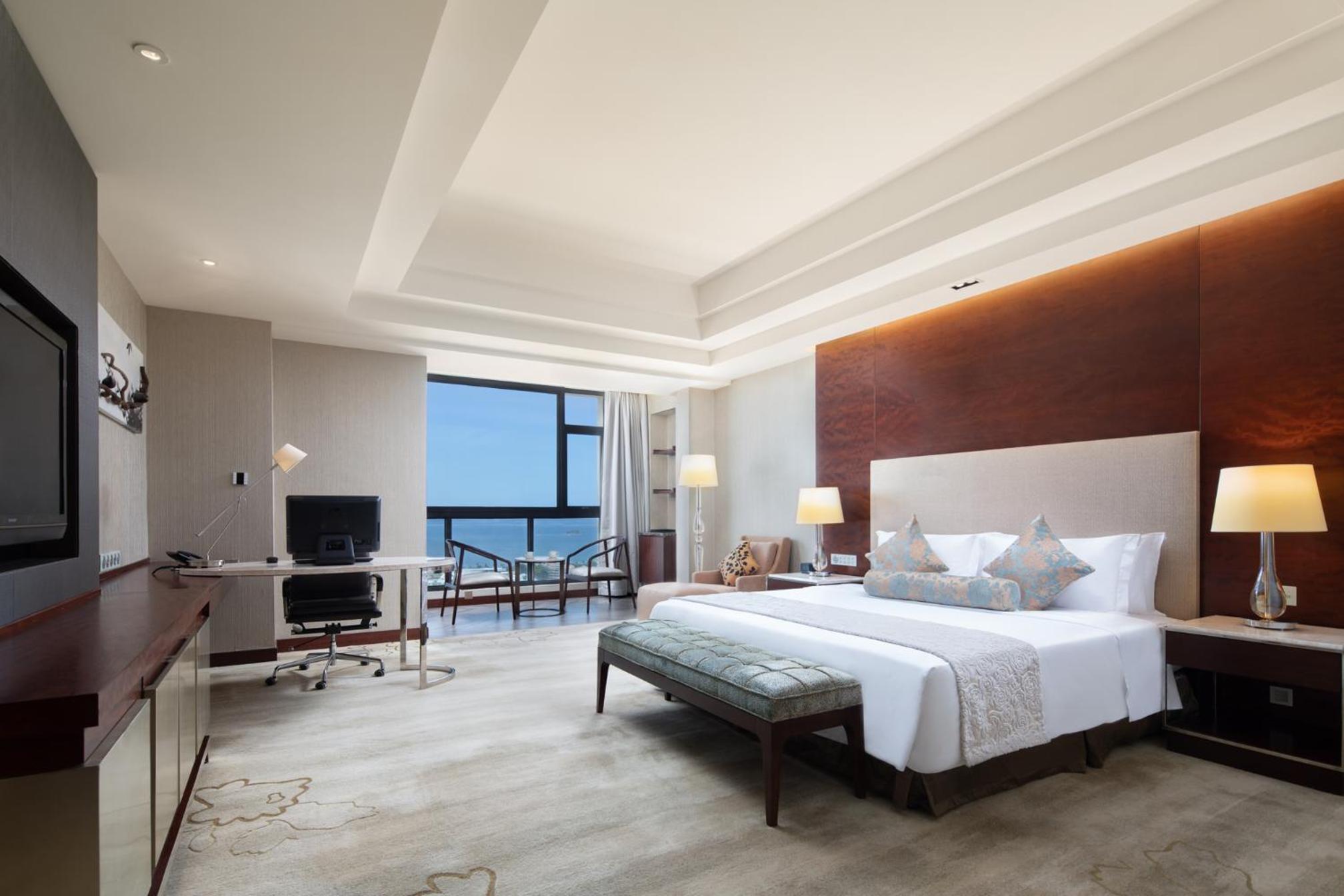 Superior Suite with Sea View photo 1