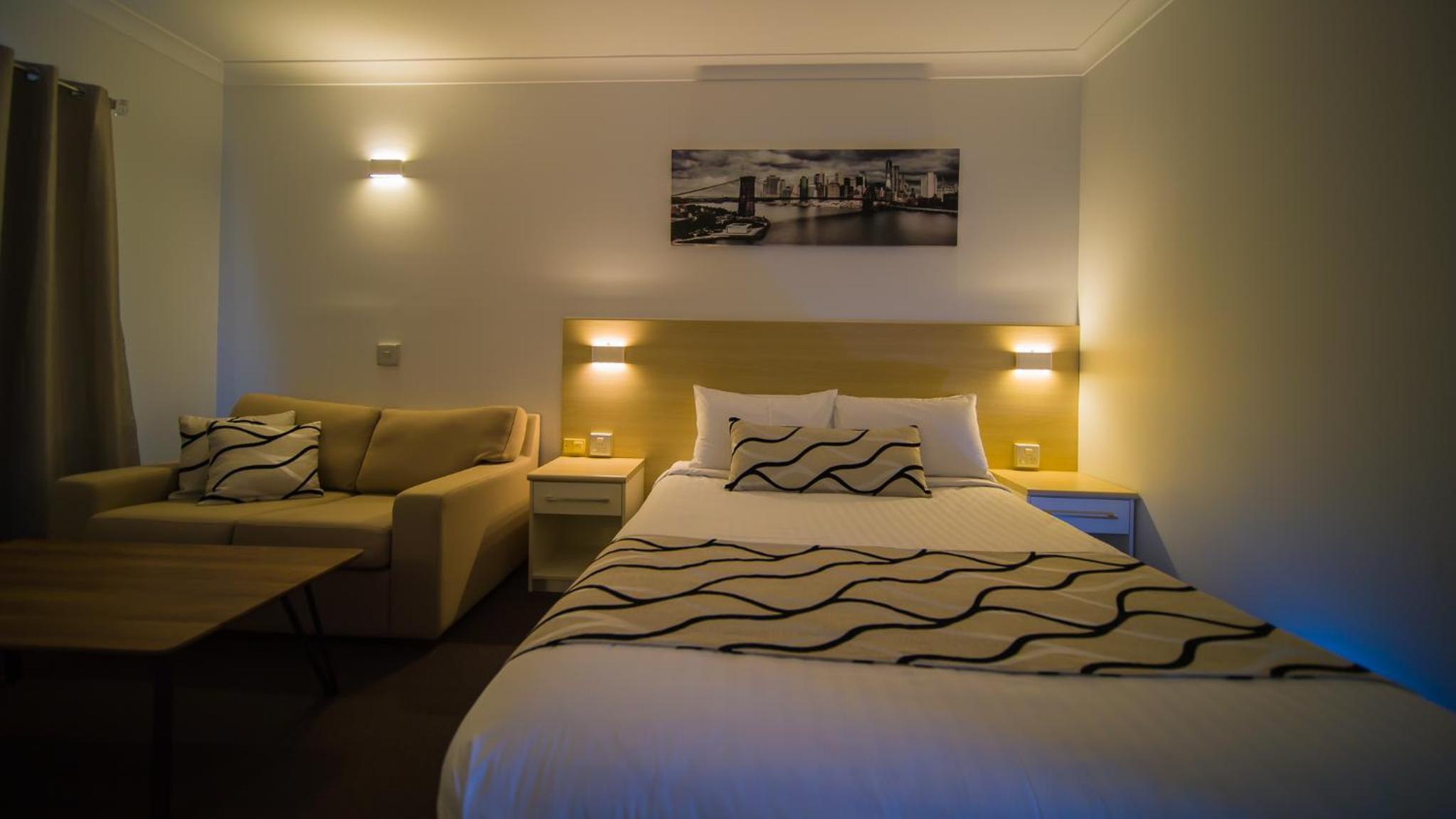 Deluxe Queen Room photo 3