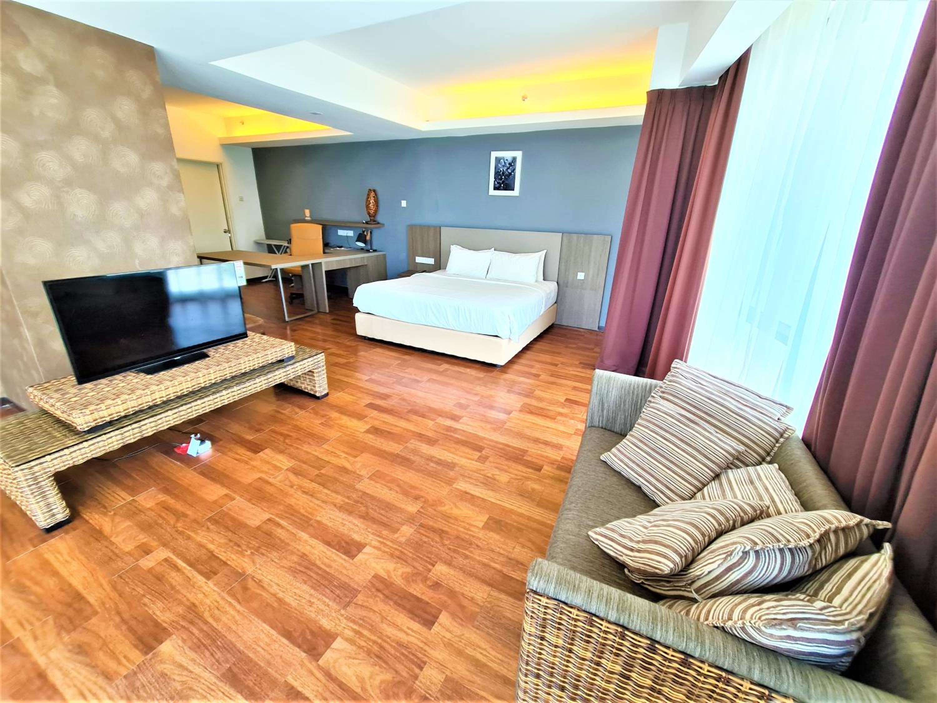 Executive Deluxe Double Room - Photo 4