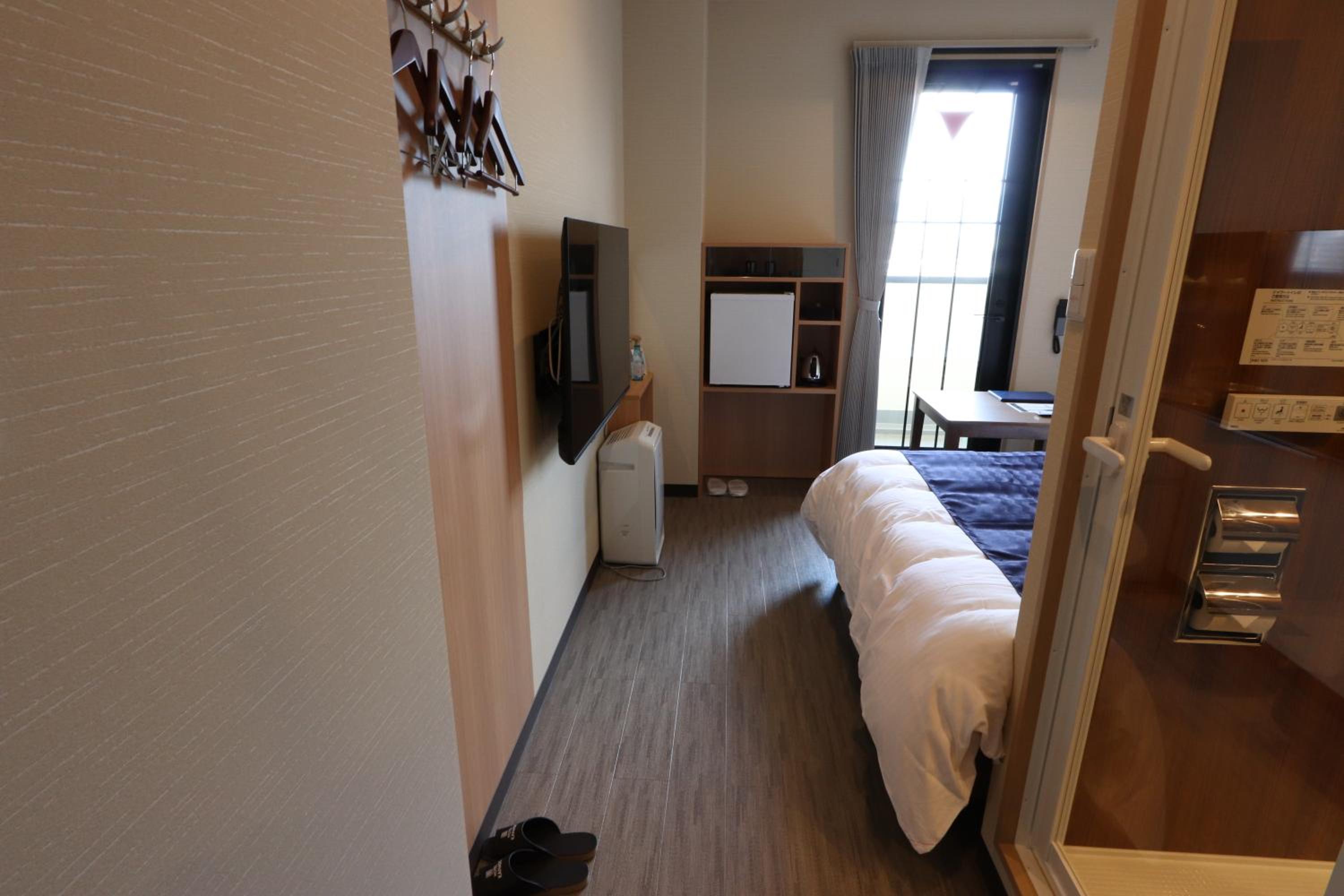 Double Room - Photo 5