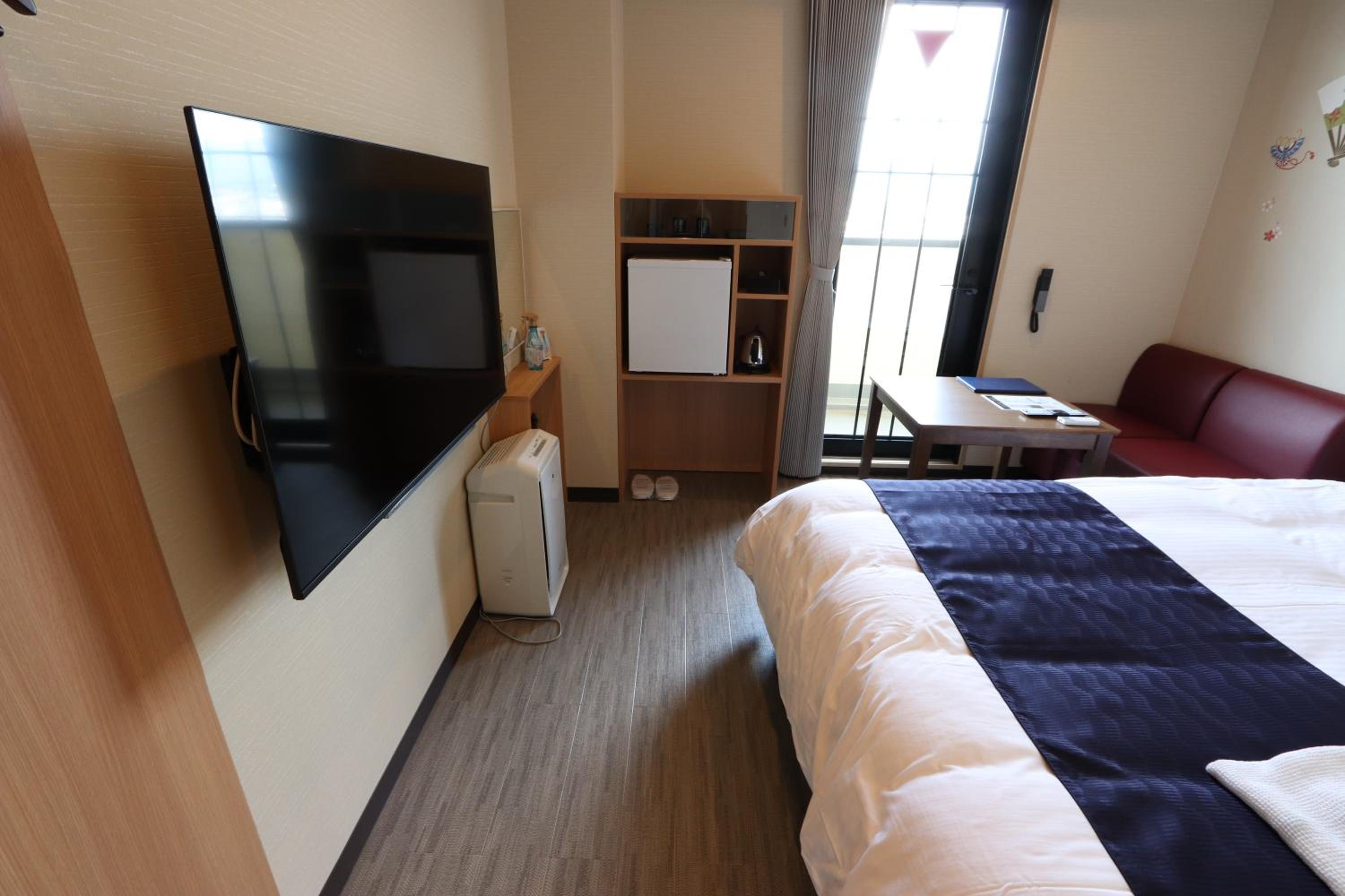 Double Room - Photo 6