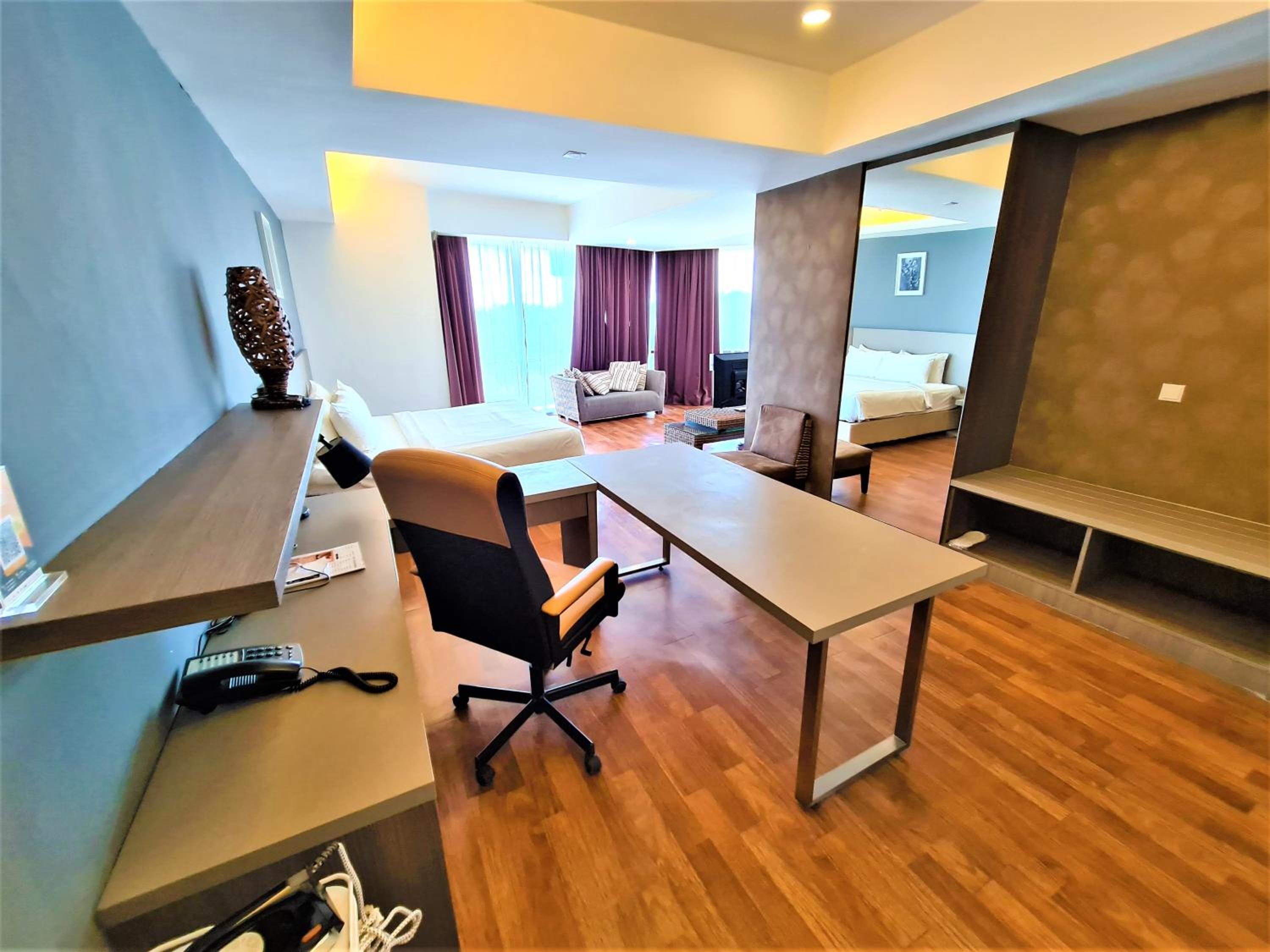 Junior Suite - Photo 23